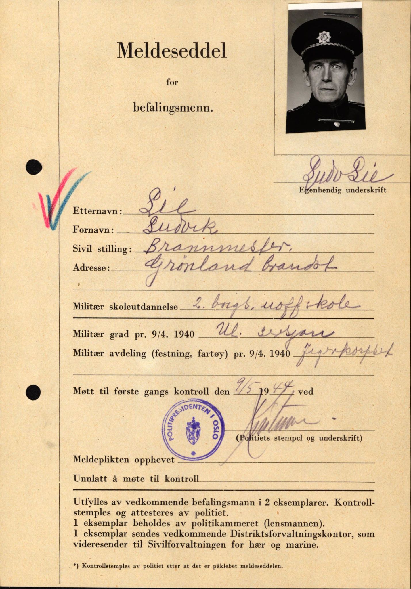Forsvaret, Forsvarets krigshistoriske avdeling, AV/RA-RAFA-2017/Y/Yf/L0209: II-C-11-2121  -  Okkupasjonstiden.  Meldesedler for befal med foto og oppl. om militær grad 9. apr. 1940., 1944-1945, p. 74