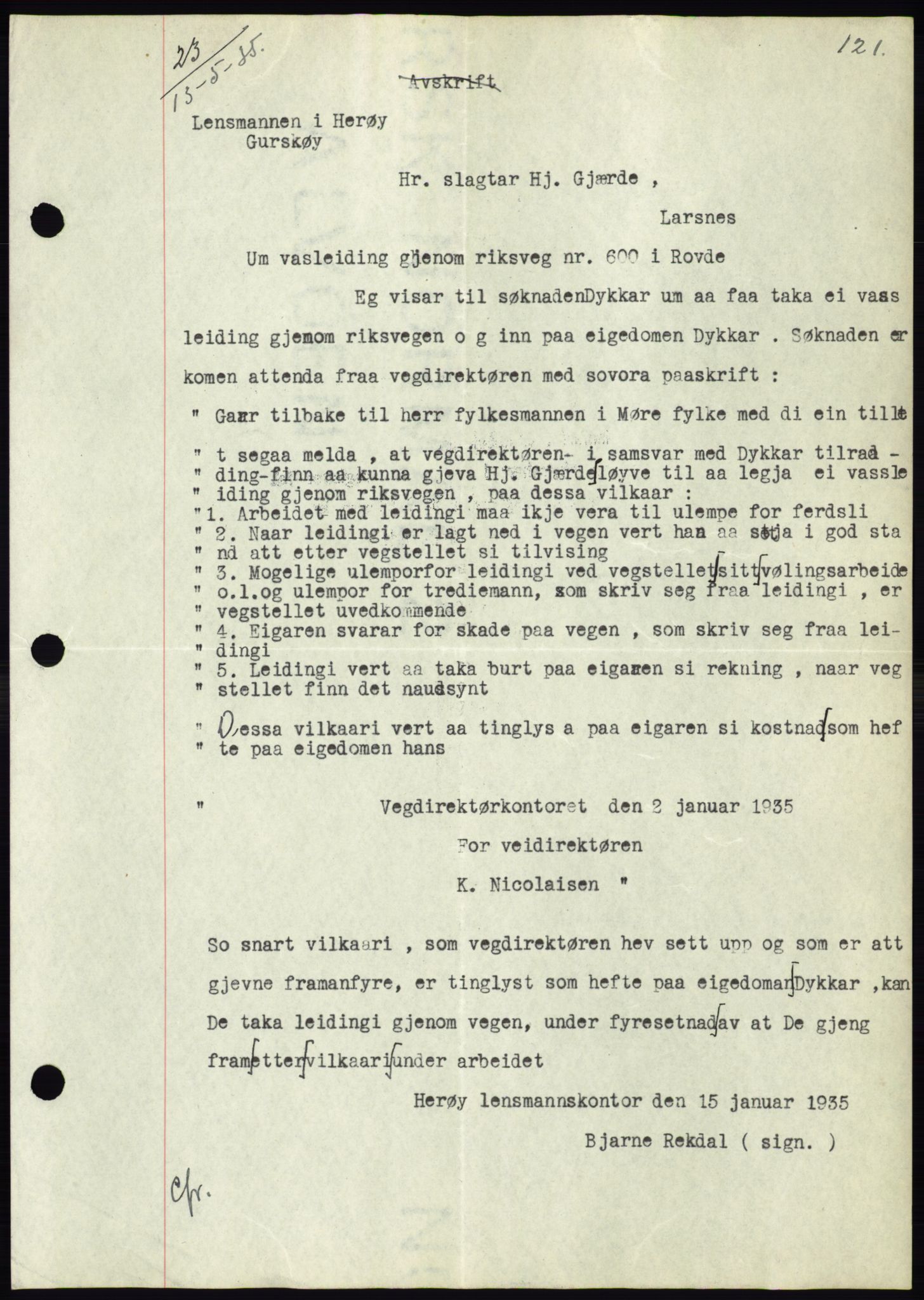 Søre Sunnmøre sorenskriveri, AV/SAT-A-4122/1/2/2C/L0059: Mortgage book no. 53, 1935-1935, Deed date: 13.05.1935