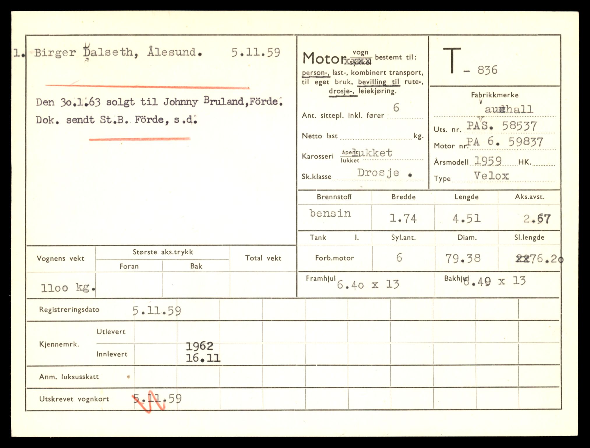 Møre og Romsdal vegkontor - Ålesund trafikkstasjon, AV/SAT-A-4099/F/Fe/L0008: Registreringskort for kjøretøy T 747 - T 894, 1927-1998, p. 2182