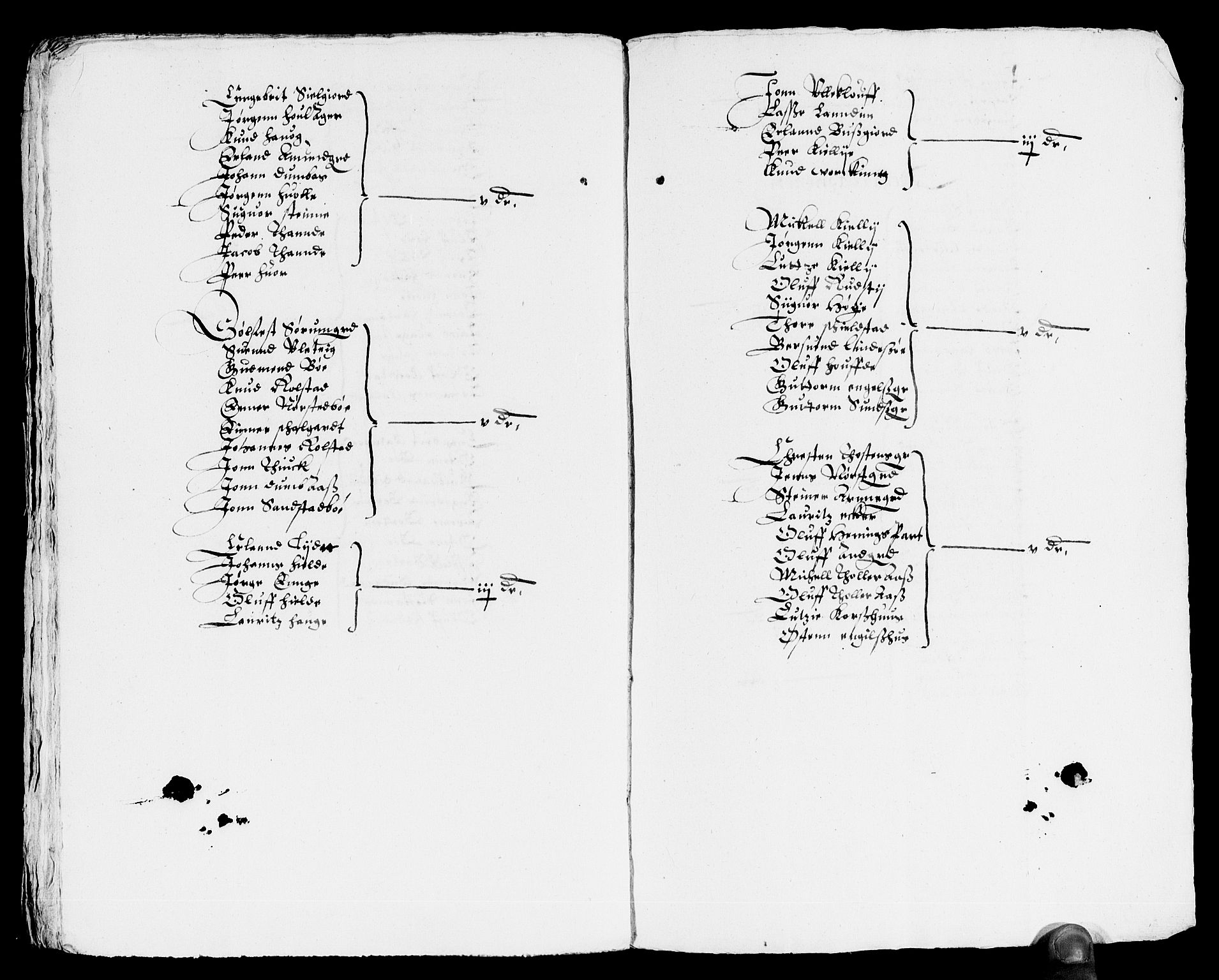 Rentekammeret inntil 1814, Reviderte regnskaper, Lensregnskaper, AV/RA-EA-5023/R/Rb/Rba/L0029: Akershus len, 1610-1613