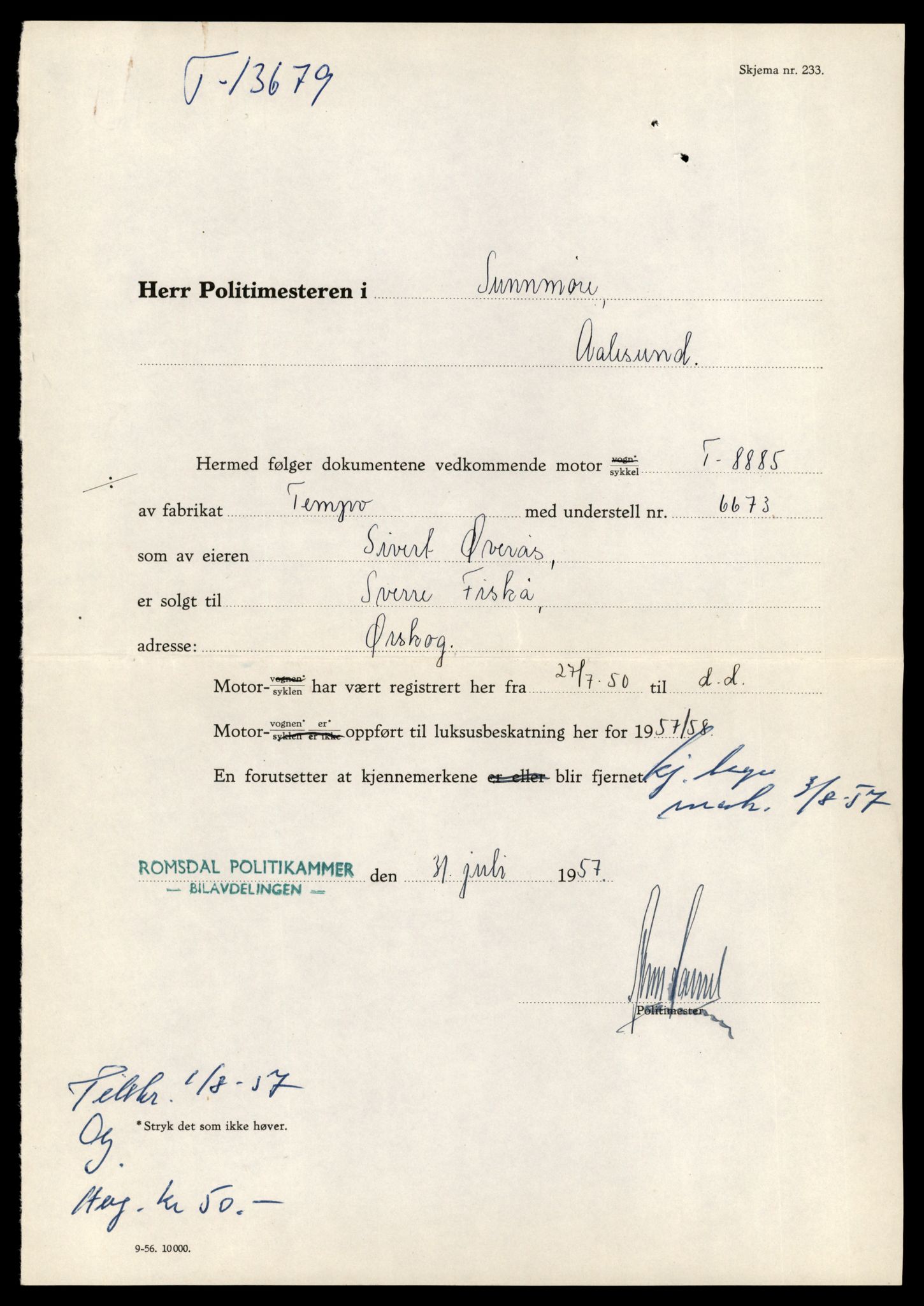 Møre og Romsdal vegkontor - Ålesund trafikkstasjon, AV/SAT-A-4099/F/Fe/L0040: Registreringskort for kjøretøy T 13531 - T 13709, 1927-1998, p. 2589