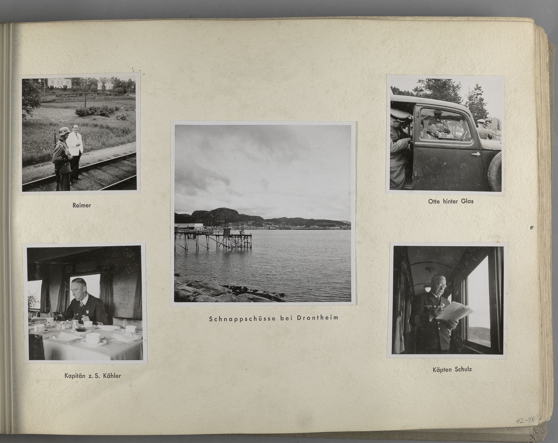 Tyske arkiver, Reichskommissariat, Bildarchiv, RA/RAFA-3309/U/L0071: Fotoalbum: Mit dem Reichskommissar nach Nordnorwegen und Finnland 10. bis 27. Juli 1942, 1942, p. 21