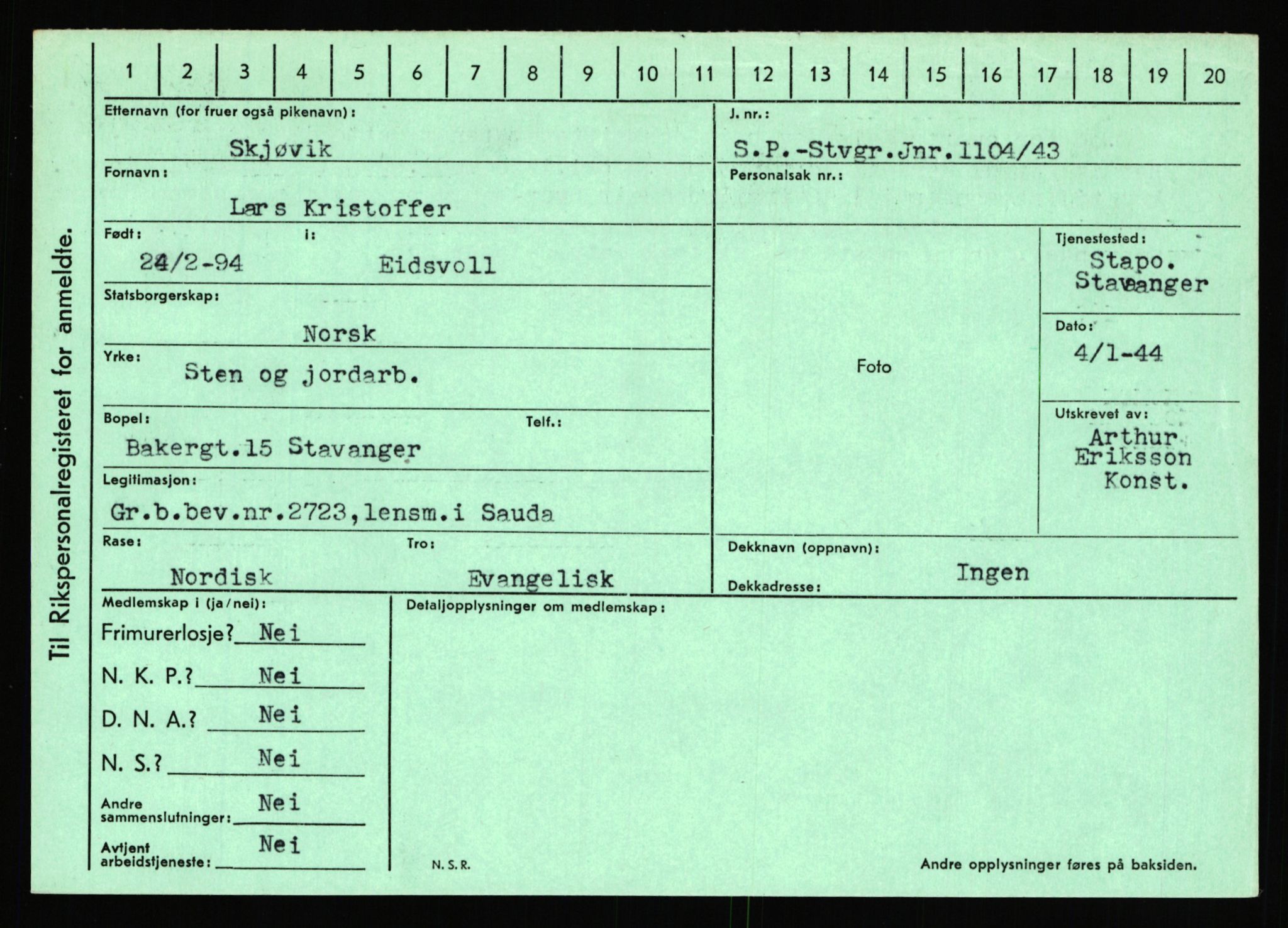 Statspolitiet - Hovedkontoret / Osloavdelingen, AV/RA-S-1329/C/Ca/L0014: Seterlien - Svartås, 1943-1945, p. 1216