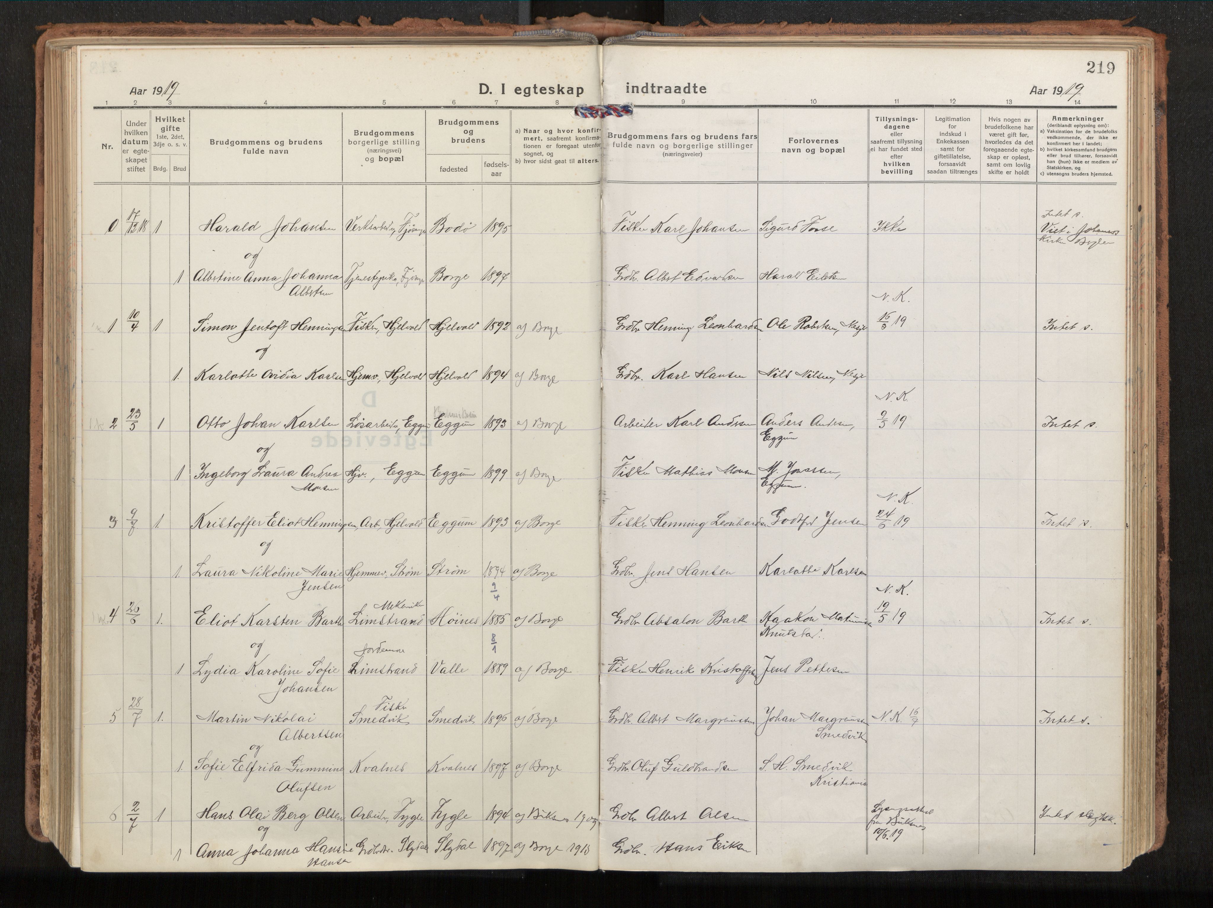 Ministerialprotokoller, klokkerbøker og fødselsregistre - Nordland, AV/SAT-A-1459/880/L1136: Parish register (official) no. 880A10, 1919-1927, p. 219