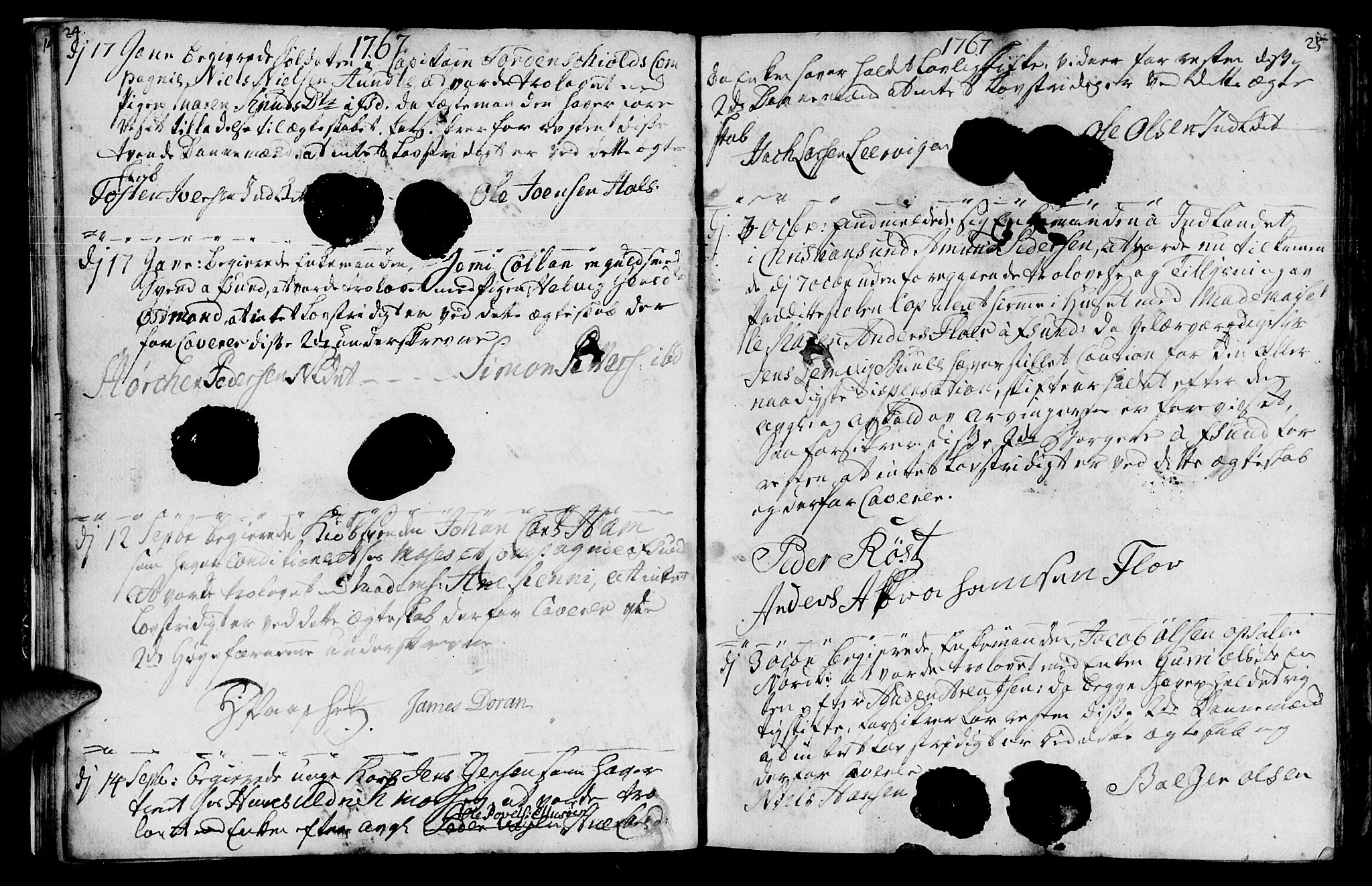 Ministerialprotokoller, klokkerbøker og fødselsregistre - Møre og Romsdal, SAT/A-1454/568/L0794: Parish register (official) no. 568A03, 1764-1801, p. 24-25