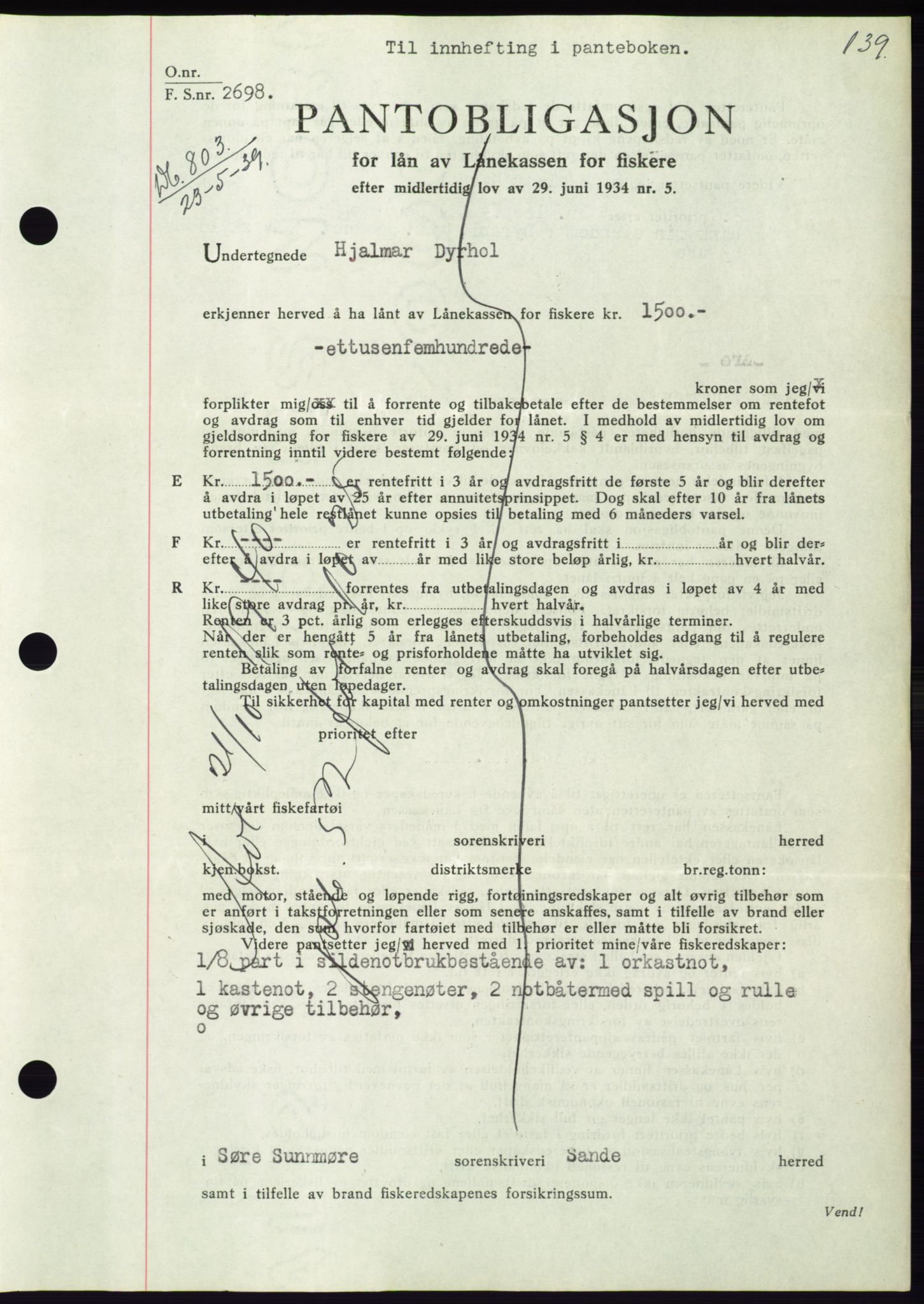 Søre Sunnmøre sorenskriveri, AV/SAT-A-4122/1/2/2C/L0068: Mortgage book no. 62, 1939-1939, Diary no: : 803/1939