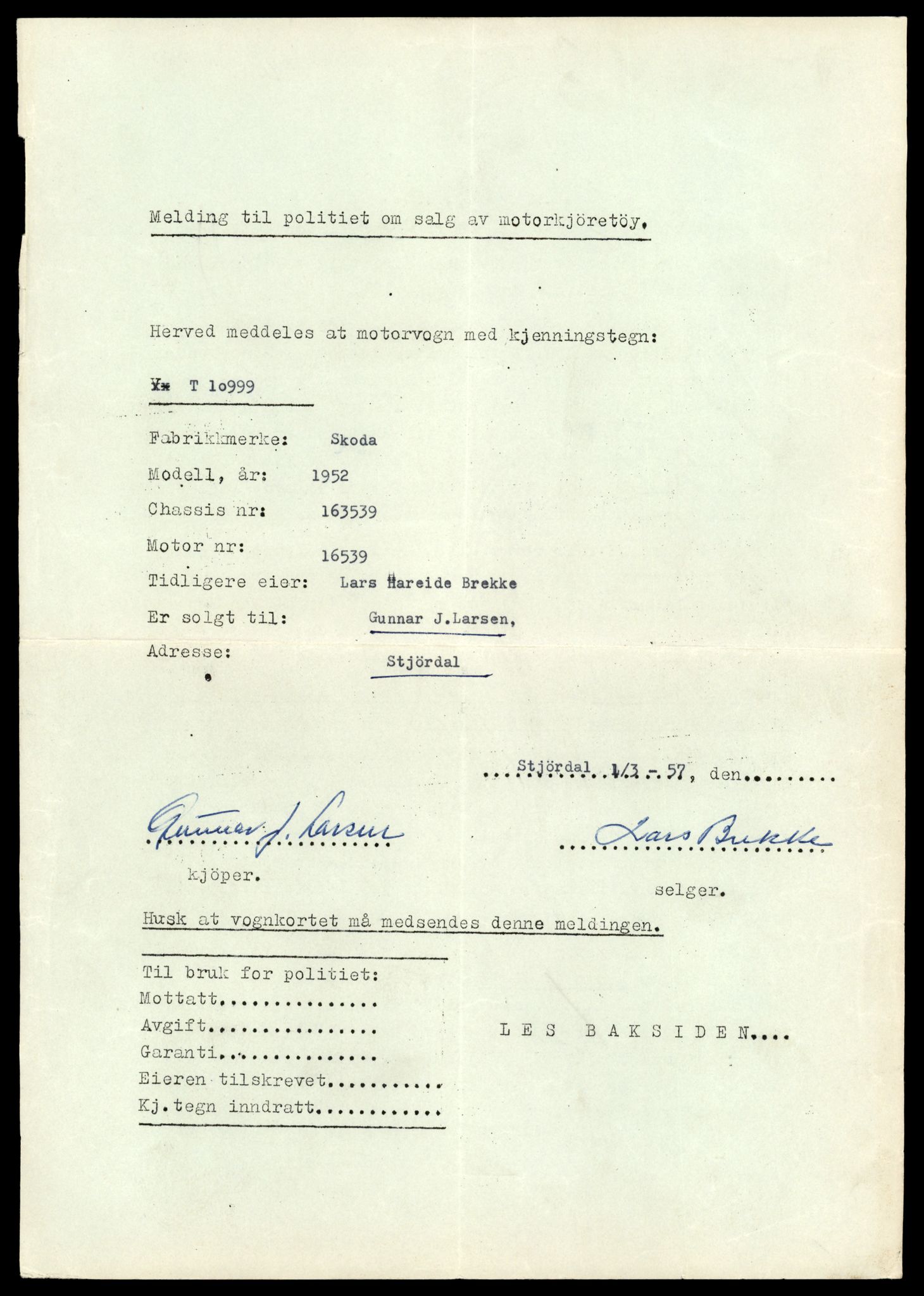 Møre og Romsdal vegkontor - Ålesund trafikkstasjon, AV/SAT-A-4099/F/Fe/L0025: Registreringskort for kjøretøy T 10931 - T 11045, 1927-1998, p. 1899