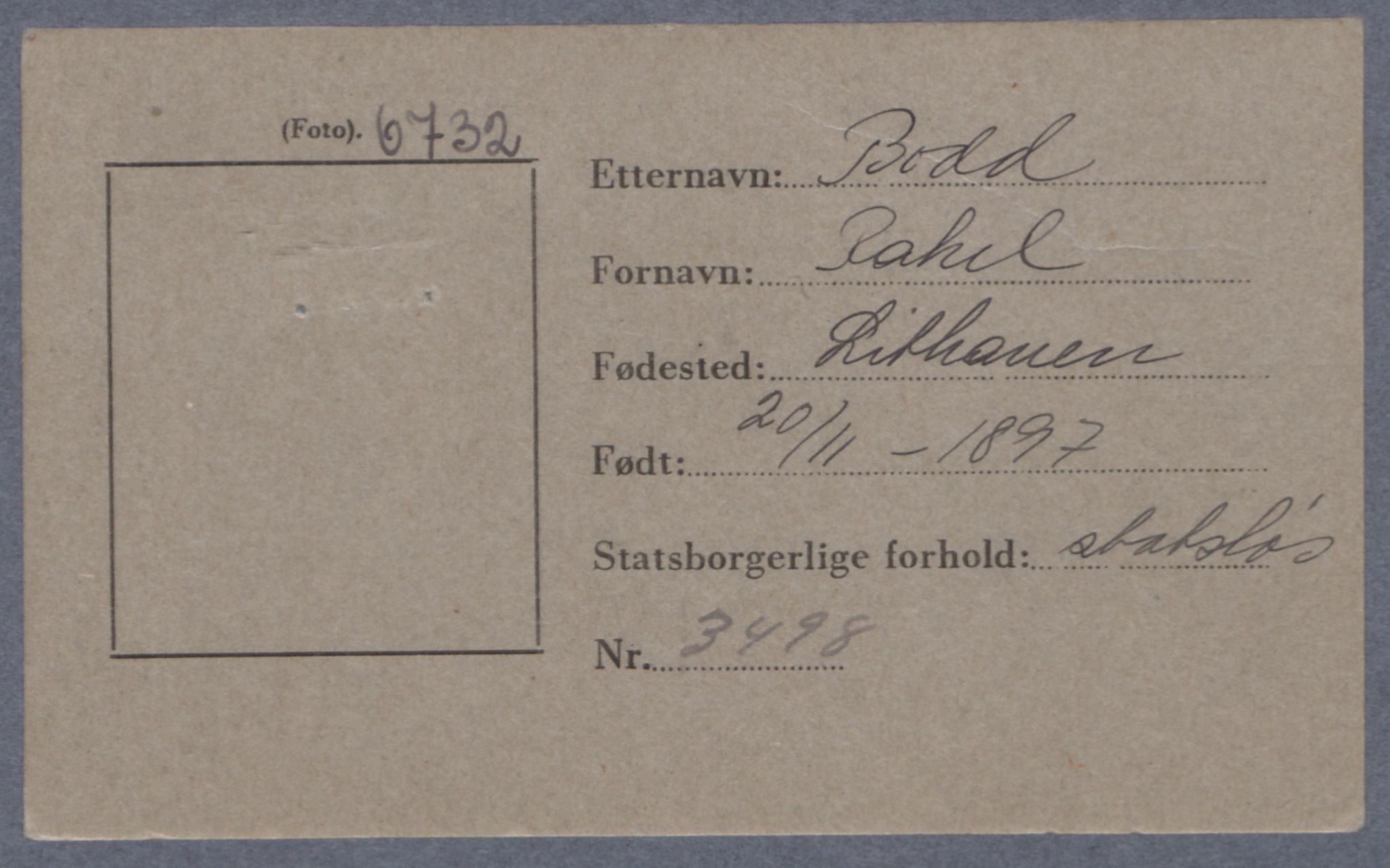 Sosialdepartementet, Våre Falne, RA/S-1708/E/Ee/L0021A: Fotografier av jøder på legitimasjonskort (1941-42), 1941-1942, p. 61