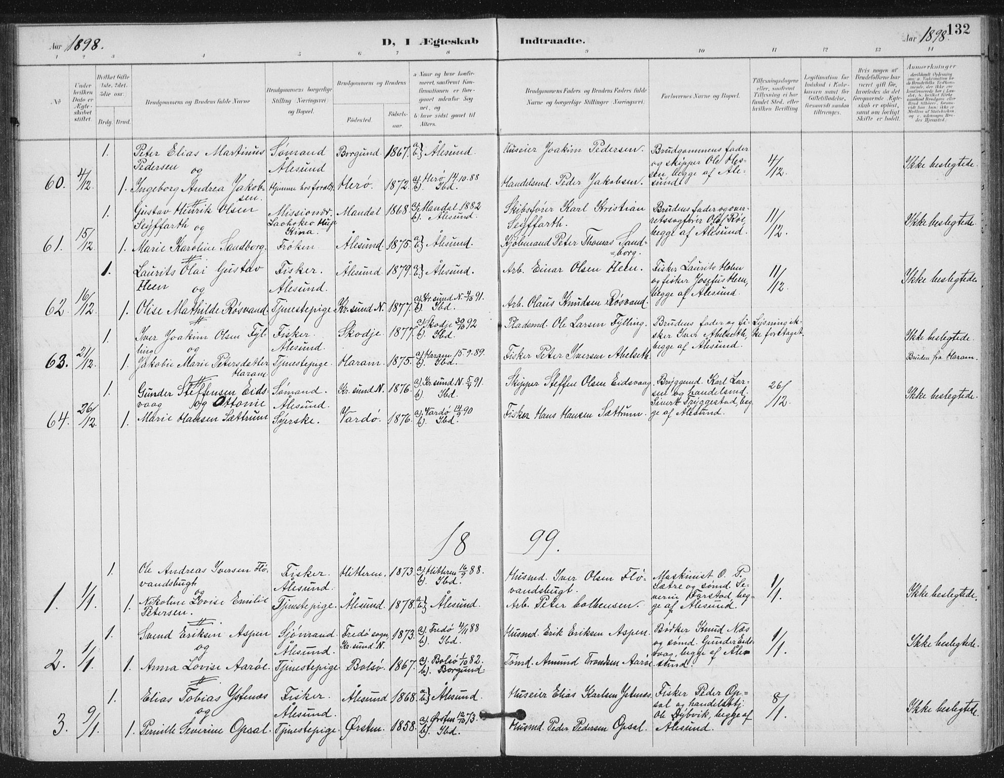 Ministerialprotokoller, klokkerbøker og fødselsregistre - Møre og Romsdal, AV/SAT-A-1454/529/L0457: Parish register (official) no. 529A07, 1894-1903, p. 132