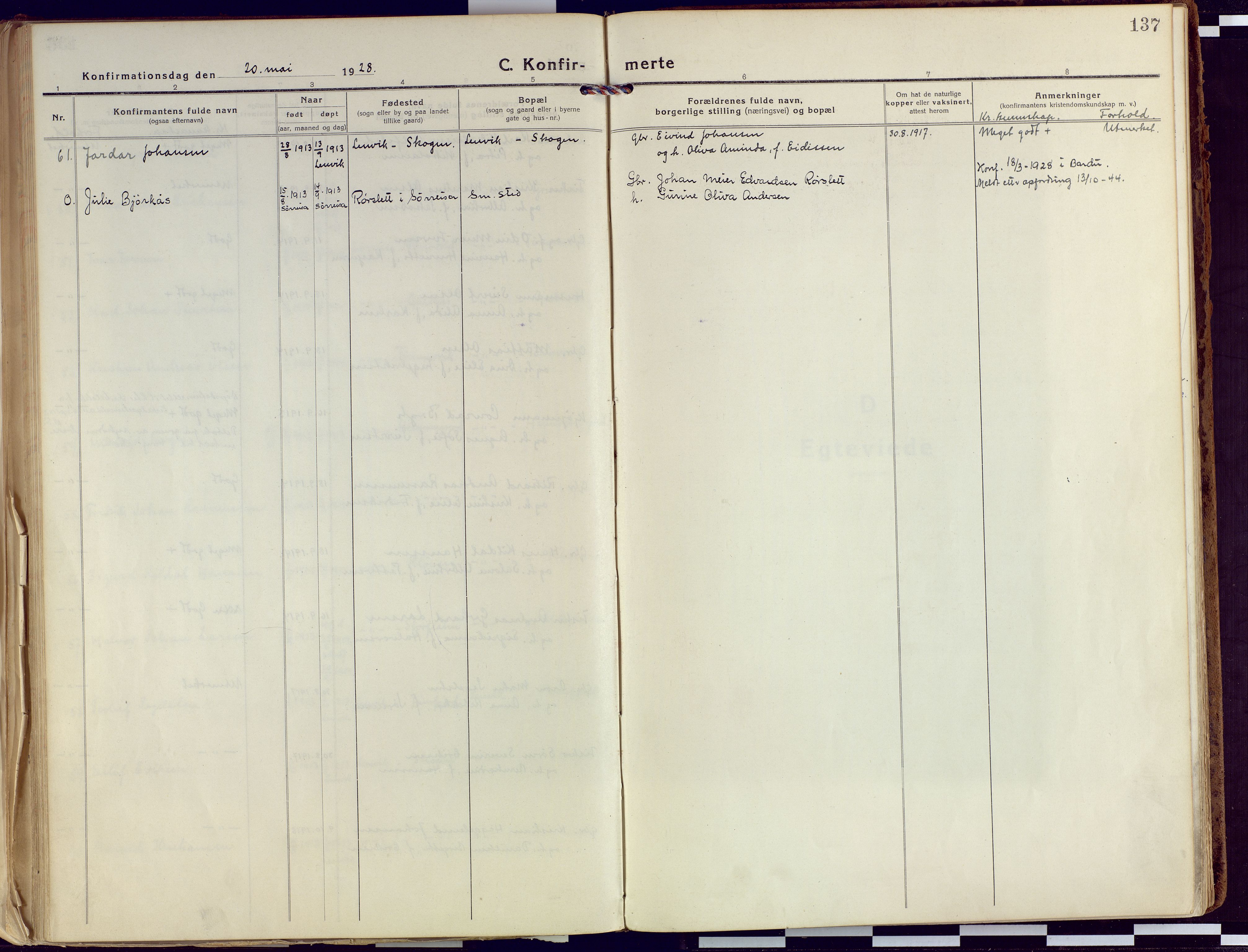 Tranøy sokneprestkontor, AV/SATØ-S-1313/I/Ia/Iaa/L0015kirke: Parish register (official) no. 15, 1919-1928, p. 137