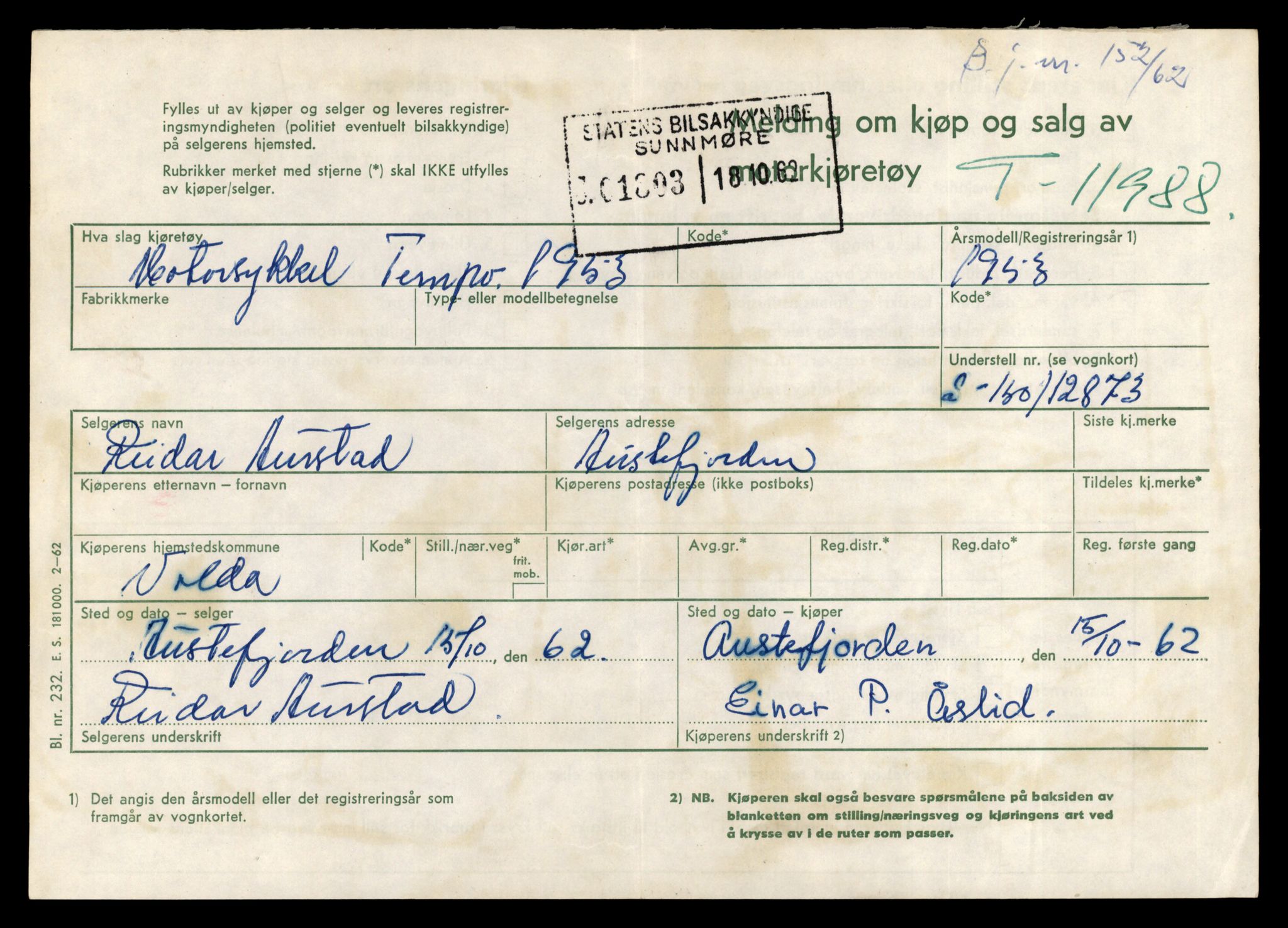 Møre og Romsdal vegkontor - Ålesund trafikkstasjon, AV/SAT-A-4099/F/Fe/L0031: Registreringskort for kjøretøy T 11800 - T 11996, 1927-1998, p. 3252