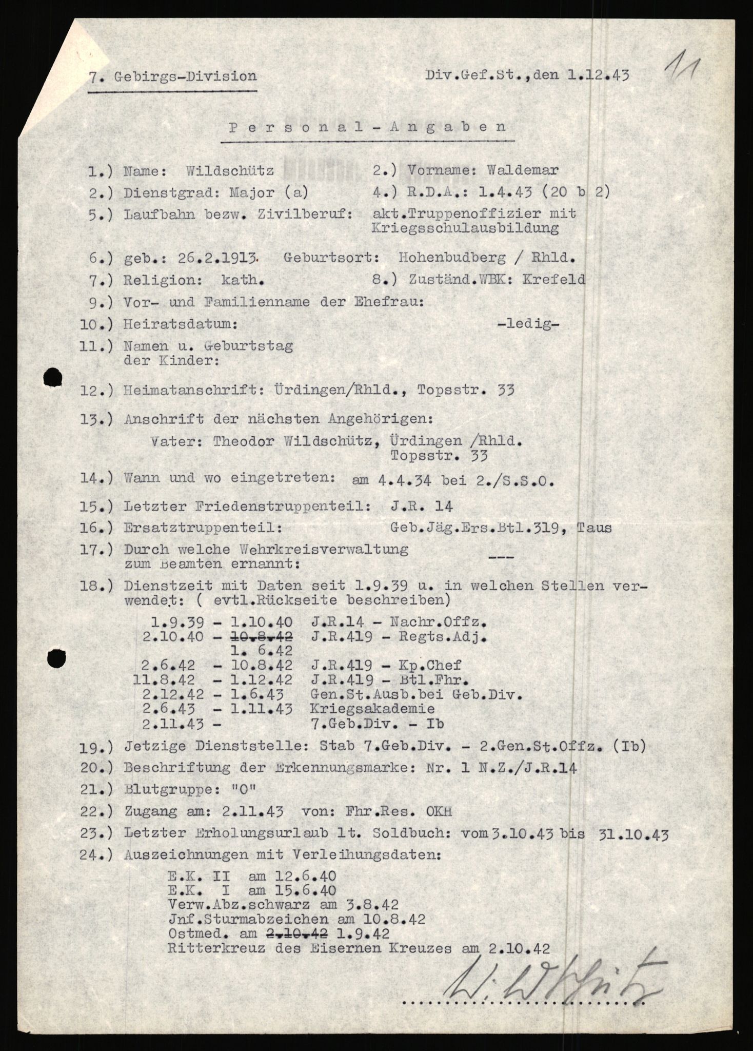 Forsvarets Overkommando. 2 kontor. Arkiv 11.4. Spredte tyske arkivsaker, AV/RA-RAFA-7031/D/Dar/Dara/L0019: Personalbøker og diverse, 1940-1945, p. 612