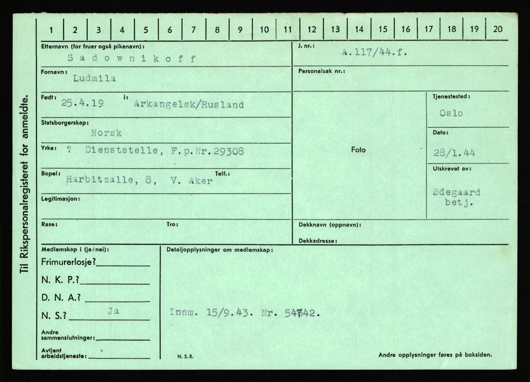 Statspolitiet - Hovedkontoret / Osloavdelingen, AV/RA-S-1329/C/Ca/L0013: Raa - Servold, 1943-1945, p. 3242