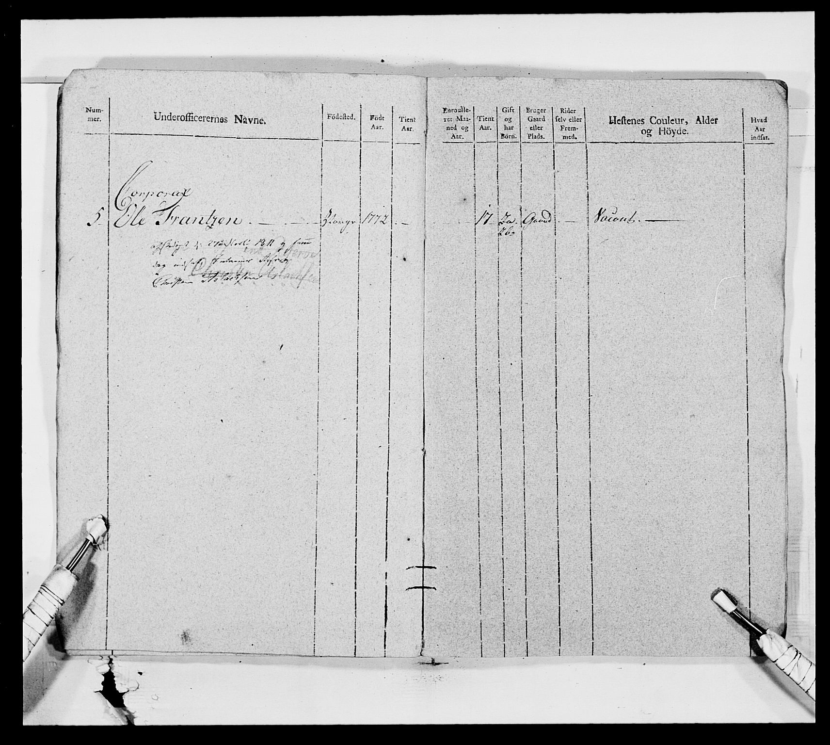 Generalitets- og kommissariatskollegiet, Det kongelige norske kommissariatskollegium, AV/RA-EA-5420/E/Eh/L0012: Smålenske dragonregiment, 1810, p. 10