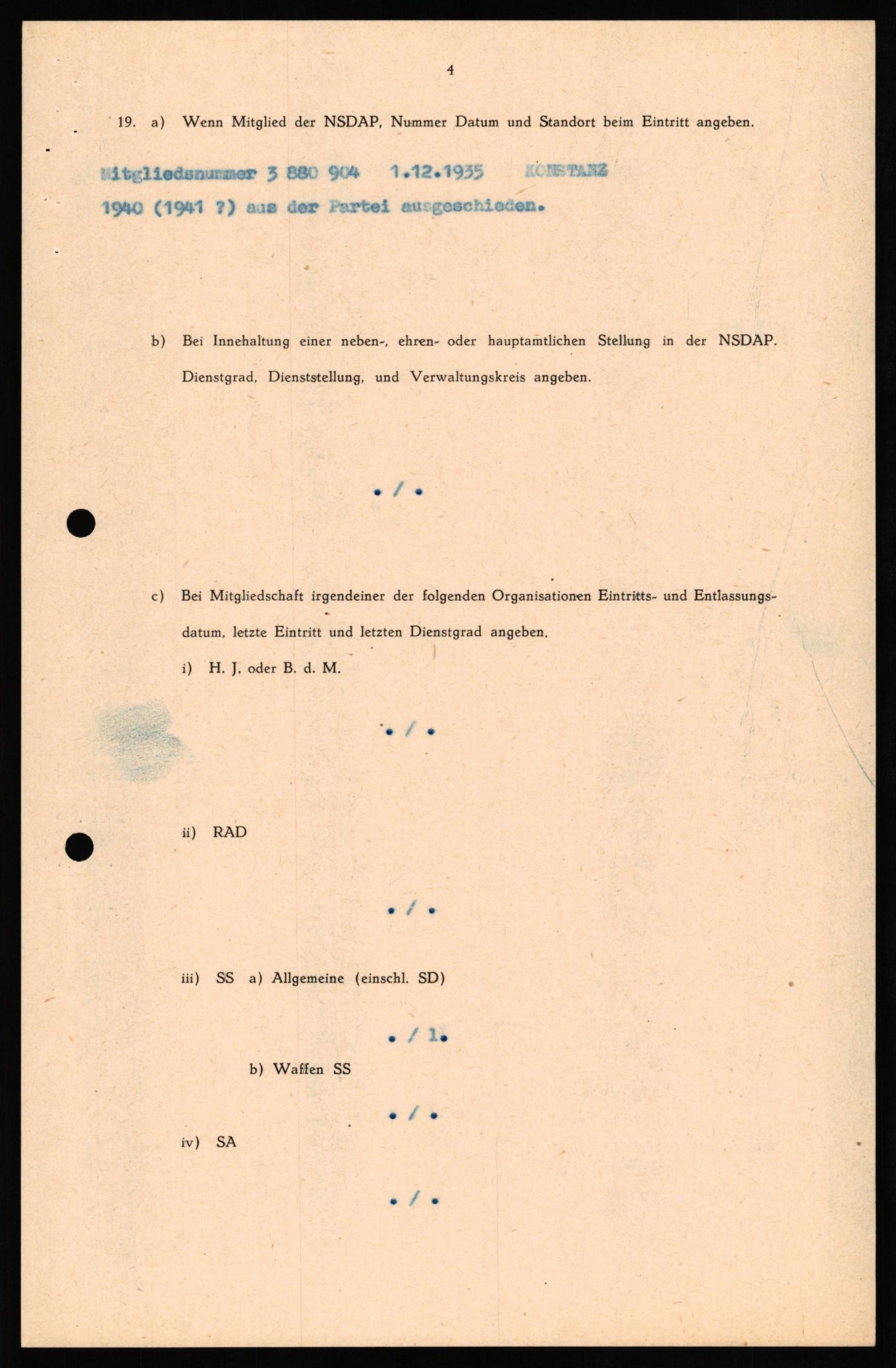 Forsvaret, Forsvarets overkommando II, AV/RA-RAFA-3915/D/Db/L0027: CI Questionaires. Tyske okkupasjonsstyrker i Norge. Tyskere., 1945-1946, p. 127