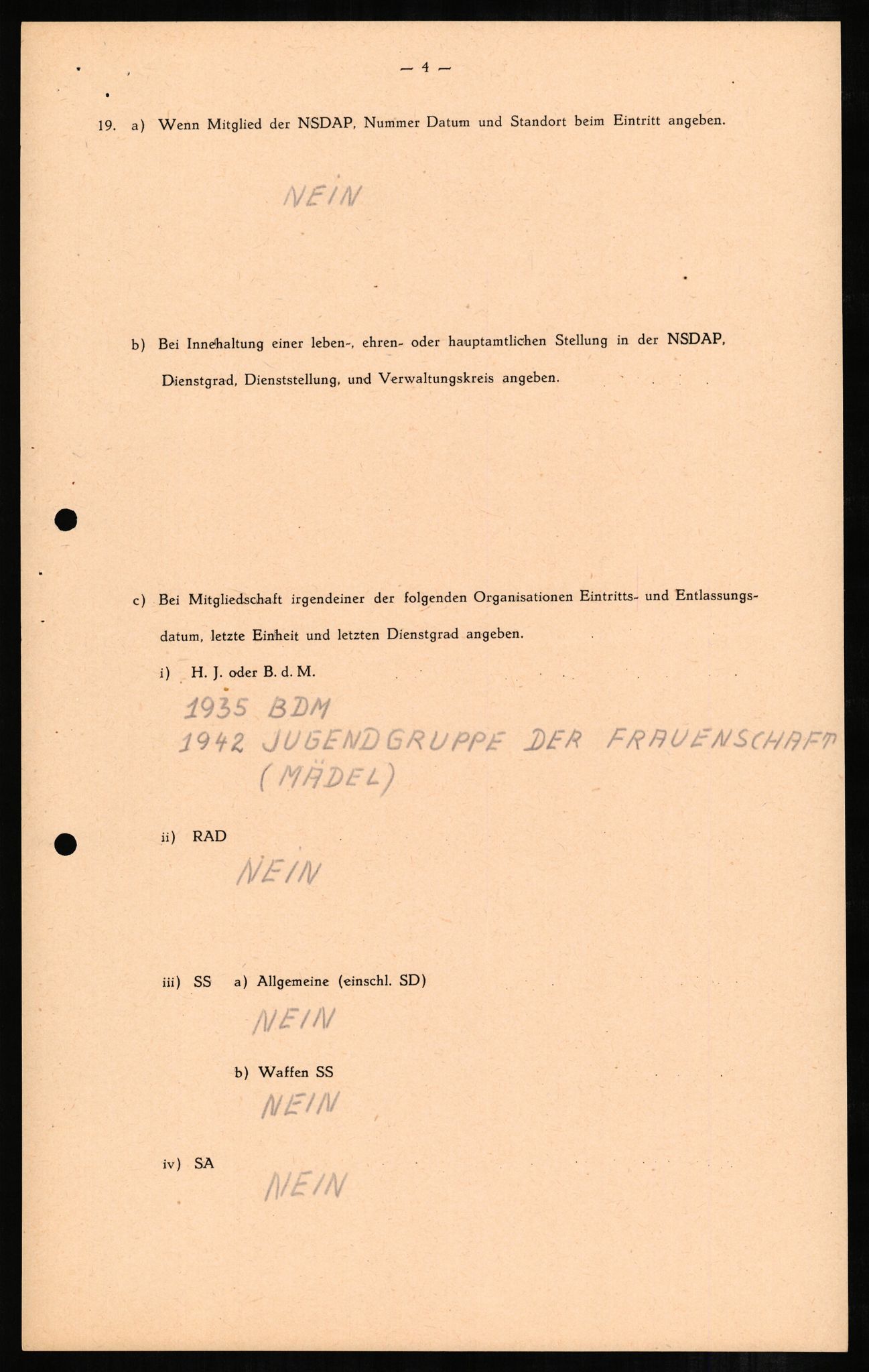 Forsvaret, Forsvarets overkommando II, RA/RAFA-3915/D/Db/L0004: CI Questionaires. Tyske okkupasjonsstyrker i Norge. Tyskere., 1945-1946, p. 79