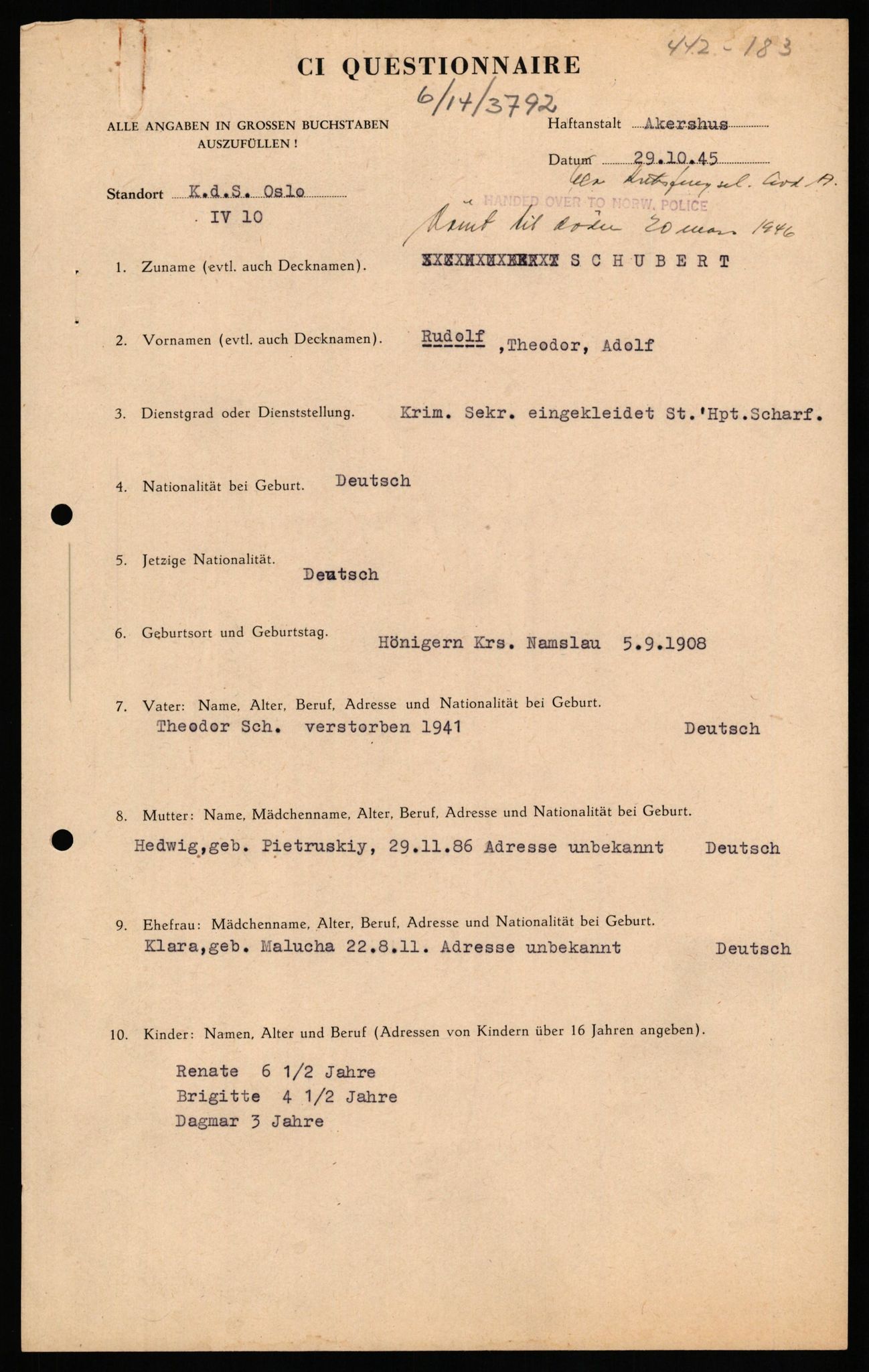 Forsvaret, Forsvarets overkommando II, AV/RA-RAFA-3915/D/Db/L0030: CI Questionaires. Tyske okkupasjonsstyrker i Norge. Tyskere., 1945-1946, p. 298