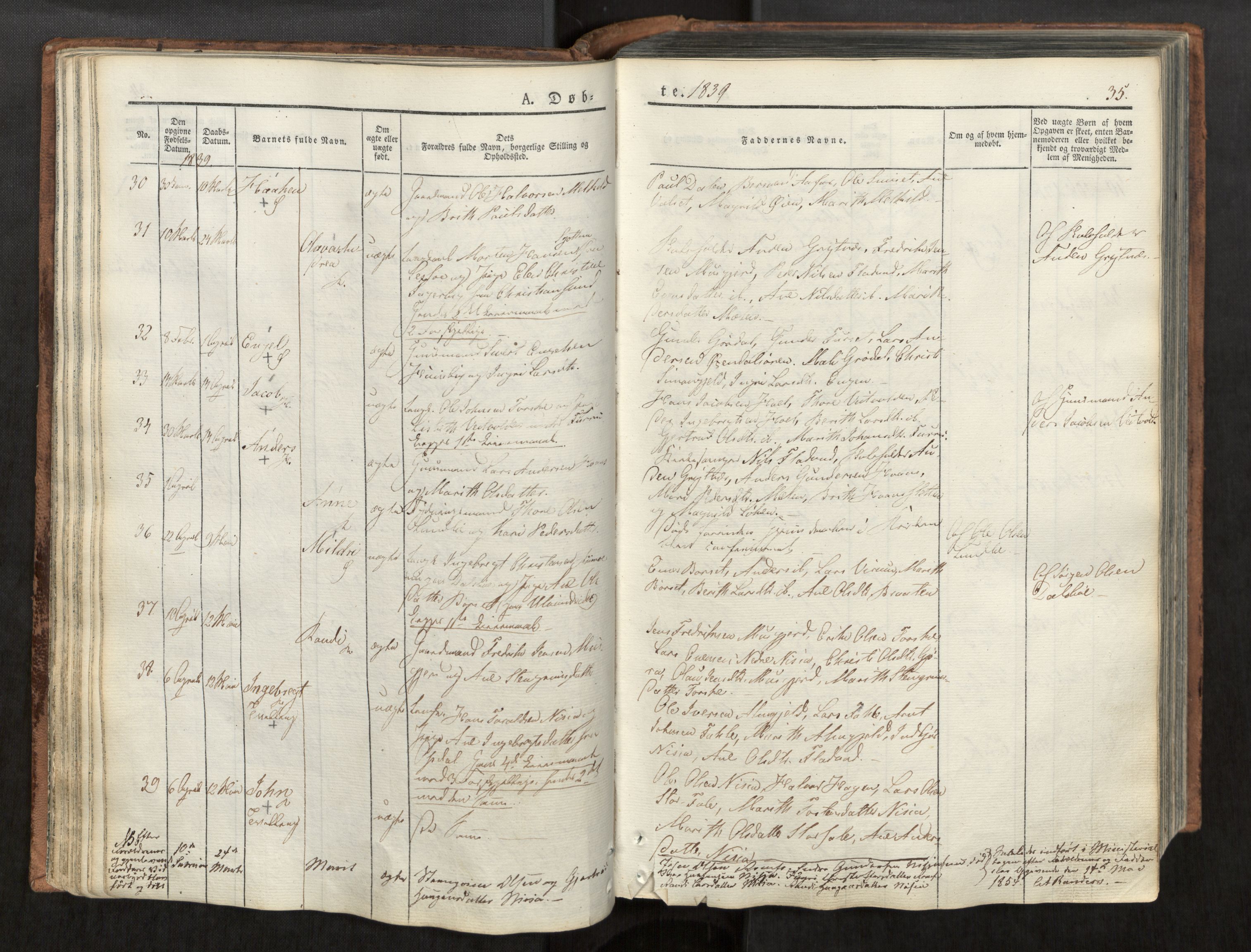 Ministerialprotokoller, klokkerbøker og fødselsregistre - Møre og Romsdal, AV/SAT-A-1454/590/L1012: Parish register (official) no. 590A04, 1832-1846, p. 35