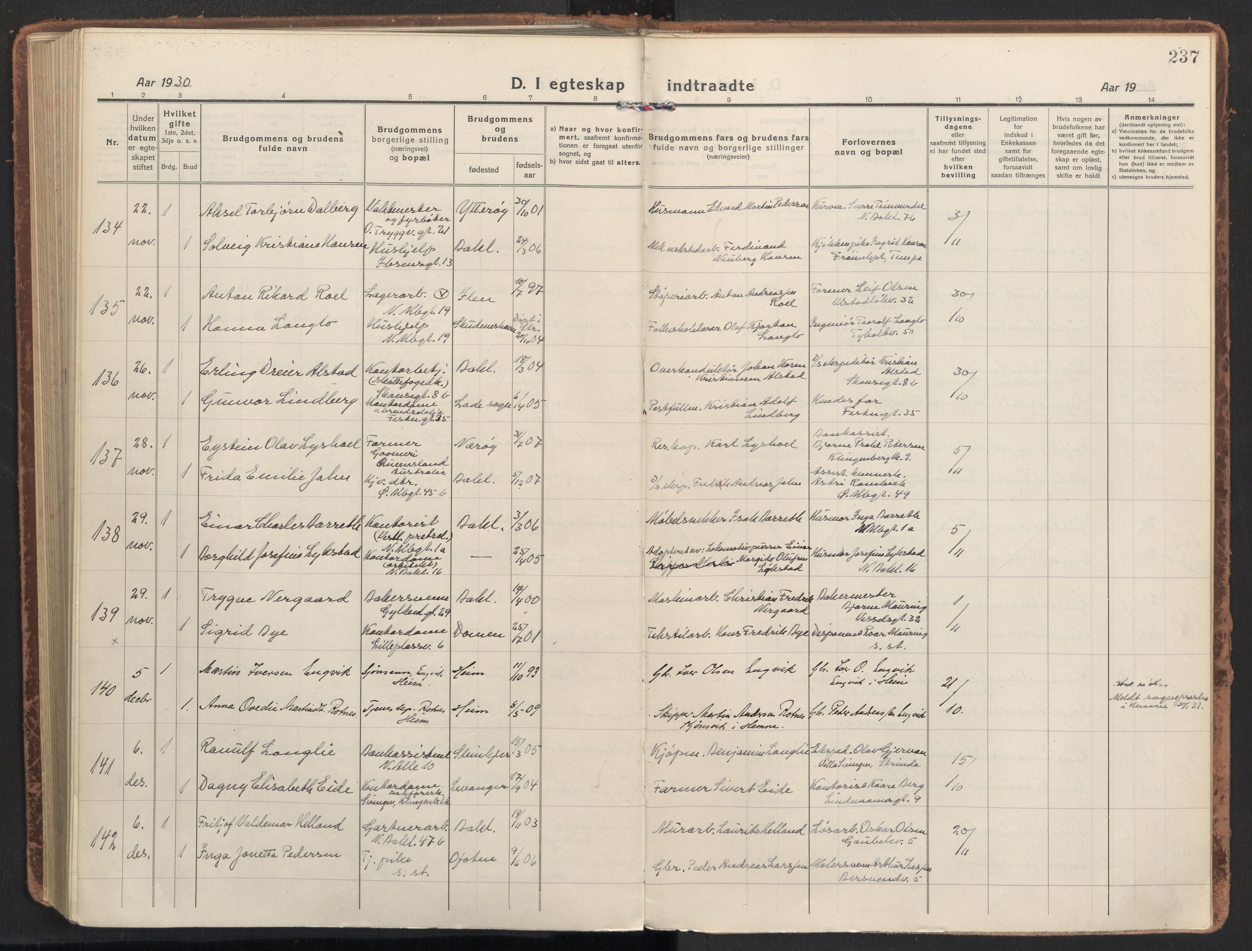 Ministerialprotokoller, klokkerbøker og fødselsregistre - Sør-Trøndelag, SAT/A-1456/604/L0206: Parish register (official) no. 604A26, 1917-1931, p. 237