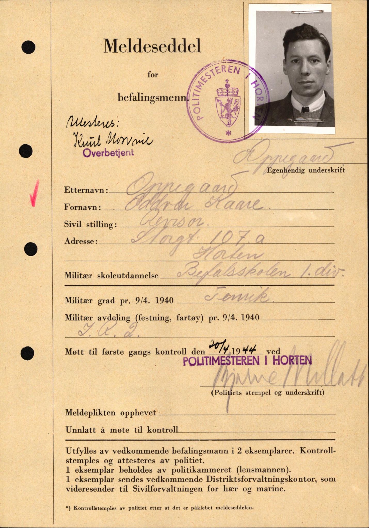 Forsvaret, Forsvarets krigshistoriske avdeling, AV/RA-RAFA-2017/Y/Yf/L0209: II-C-11-2121  -  Okkupasjonstiden.  Meldesedler for befal med foto og oppl. om militær grad 9. apr. 1940., 1944-1945, p. 467