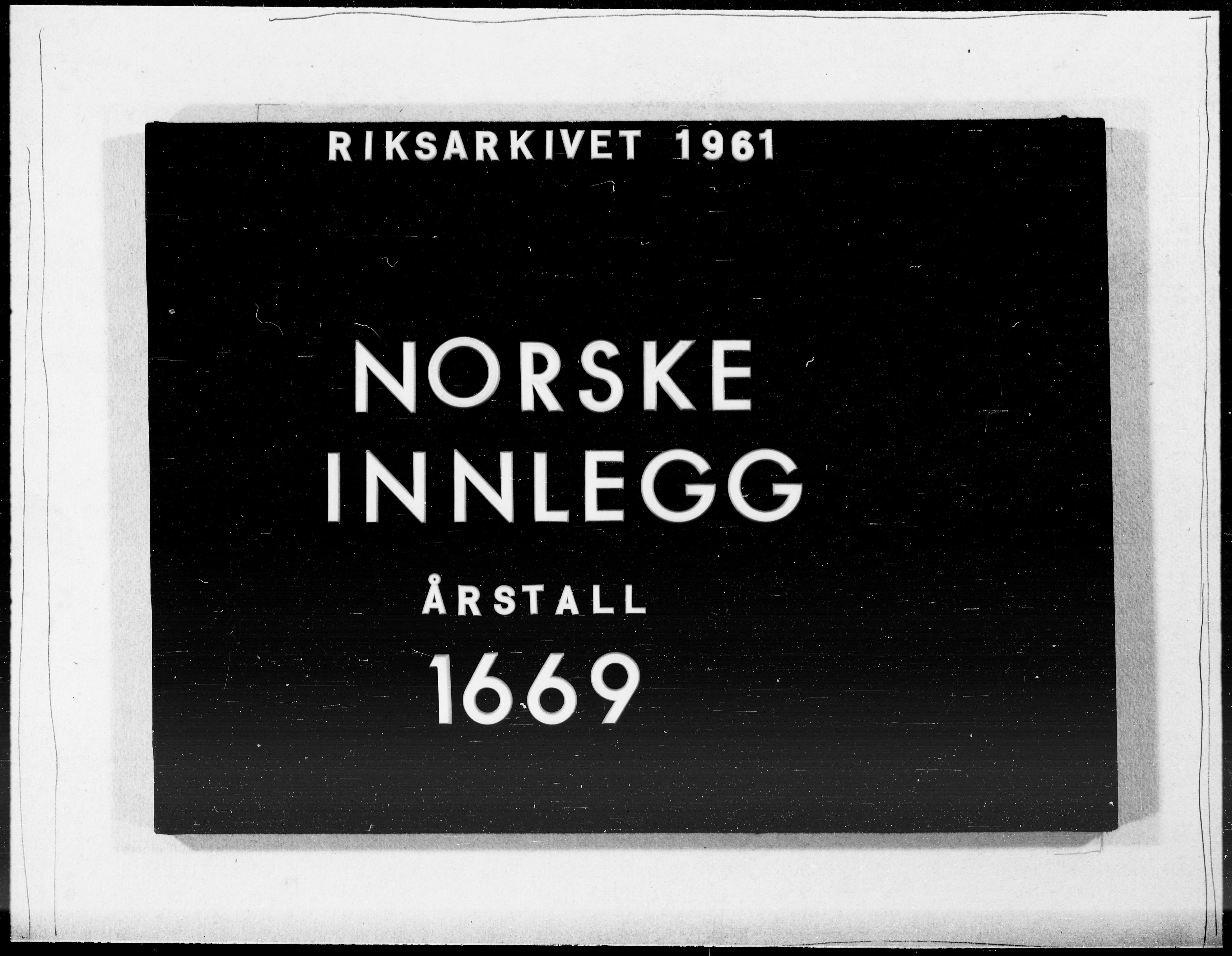 Danske Kanselli 1572-1799, AV/RA-EA-3023/F/Fc/Fcc/Fcca/L0027: Norske innlegg 1572-1799, 1667-1669, p. 302