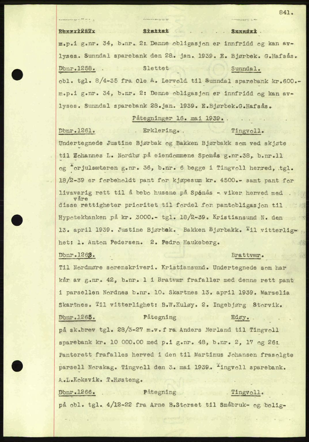 Nordmøre sorenskriveri, AV/SAT-A-4132/1/2/2Ca: Mortgage book no. C80, 1936-1939, Diary no: : 1258/1939