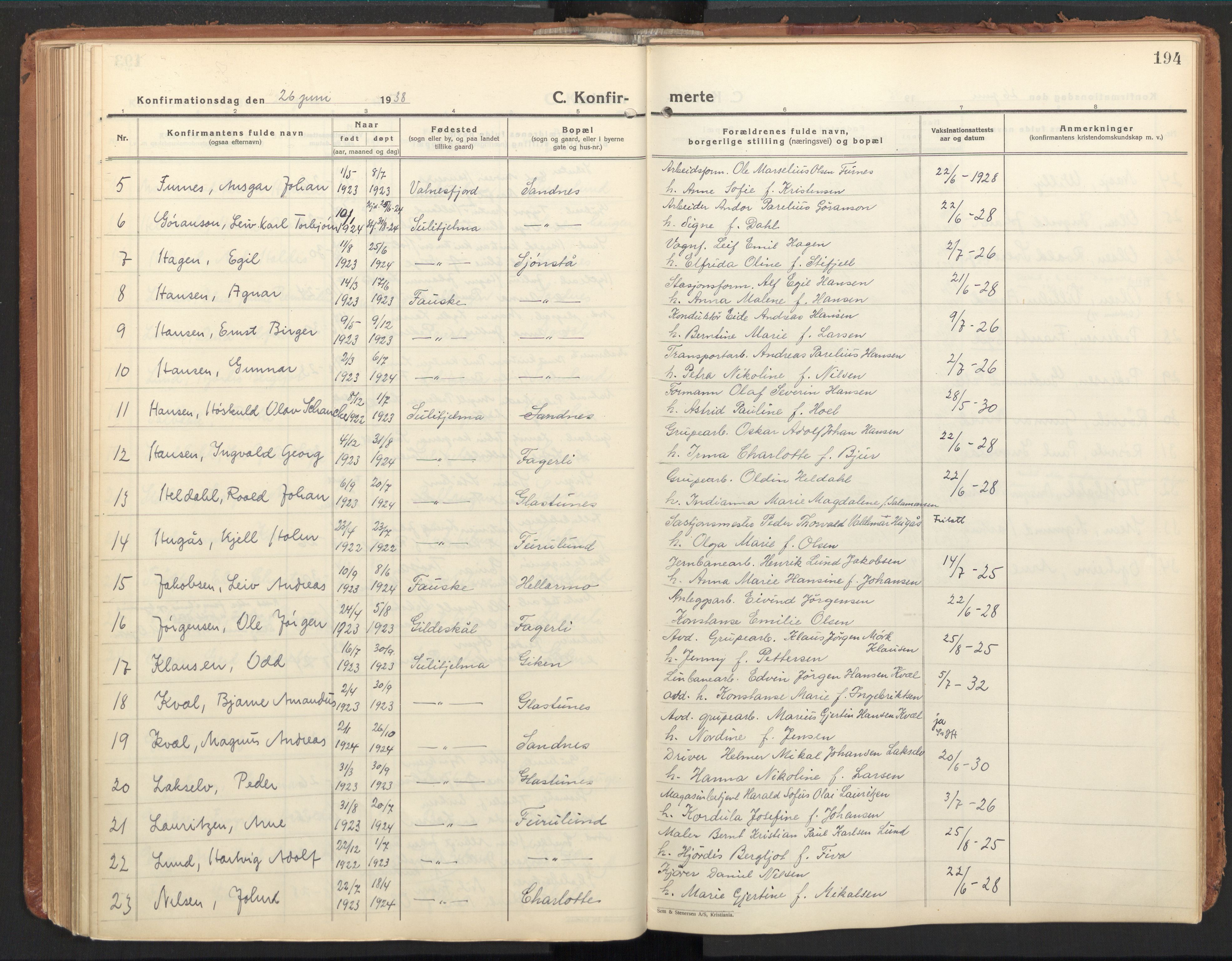 Ministerialprotokoller, klokkerbøker og fødselsregistre - Nordland, AV/SAT-A-1459/850/L0716: Curate's parish register no. 850B06, 1924-1938, p. 194