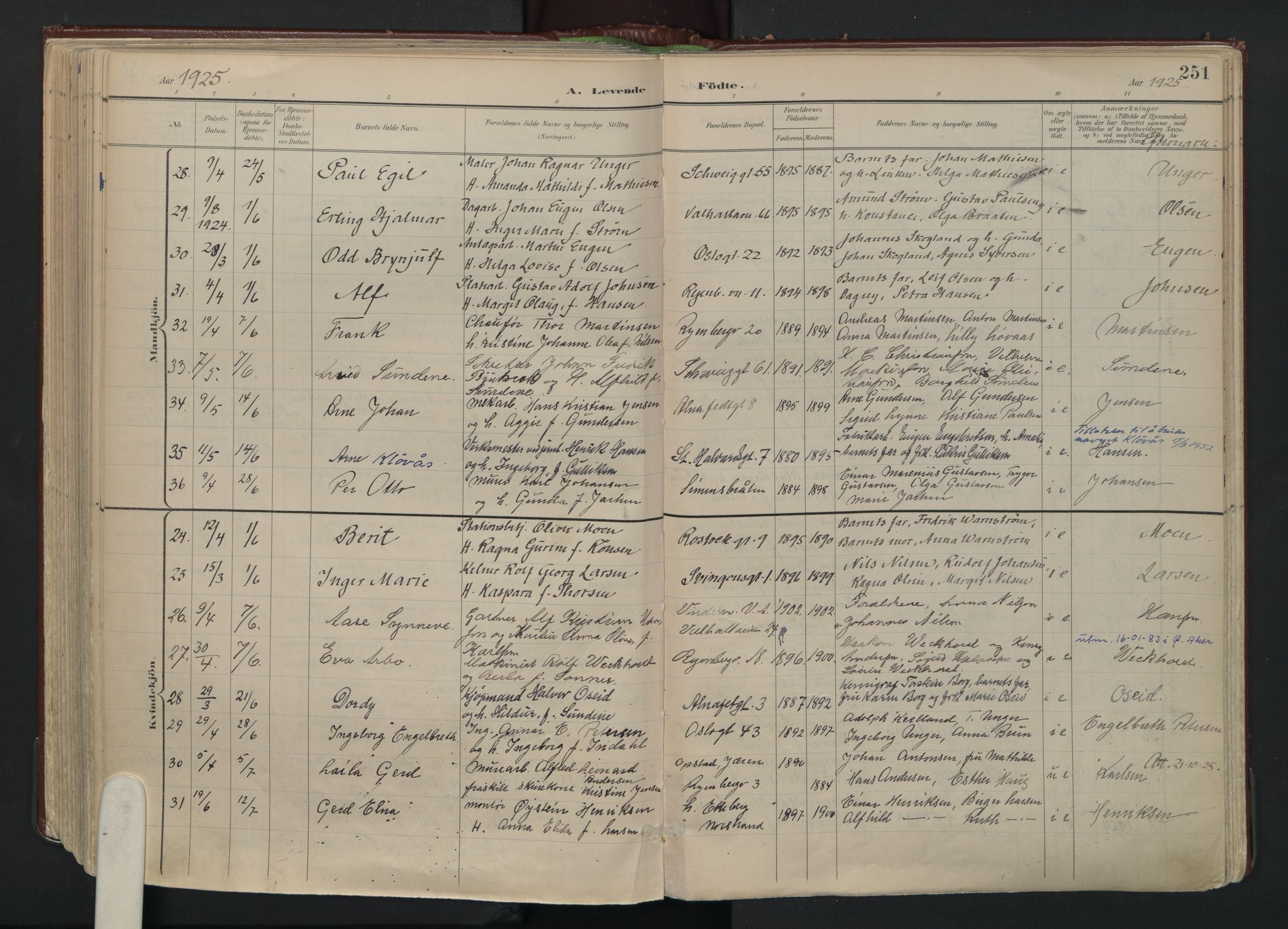 Gamlebyen prestekontor Kirkebøker, AV/SAO-A-10884/F/Fa/L0010: Parish register (official) no. 10, 1895-1935, p. 251
