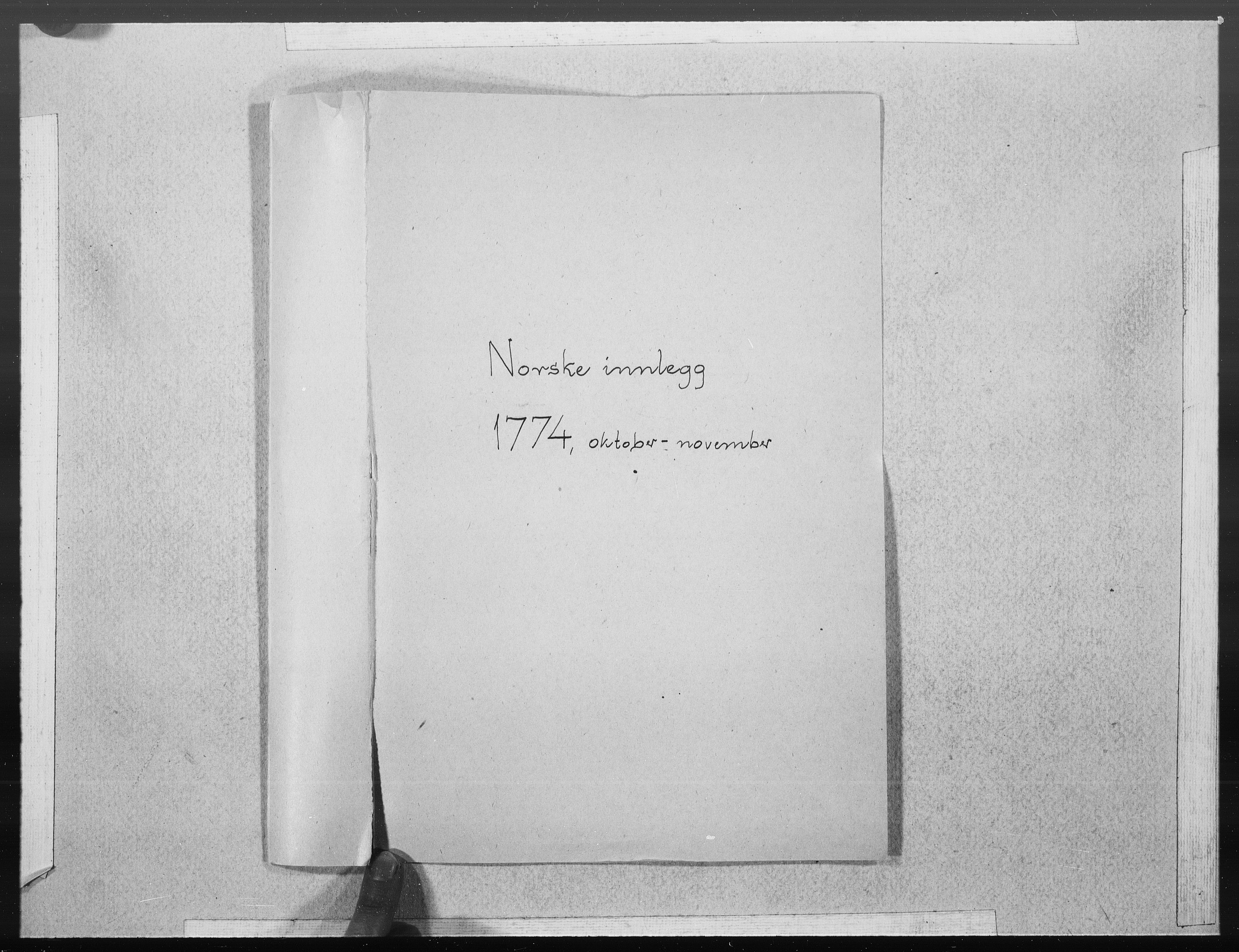 Danske Kanselli 1572-1799, AV/RA-EA-3023/F/Fc/Fcc/Fcca/L0213: Norske innlegg 1572-1799, 1774, p. 387