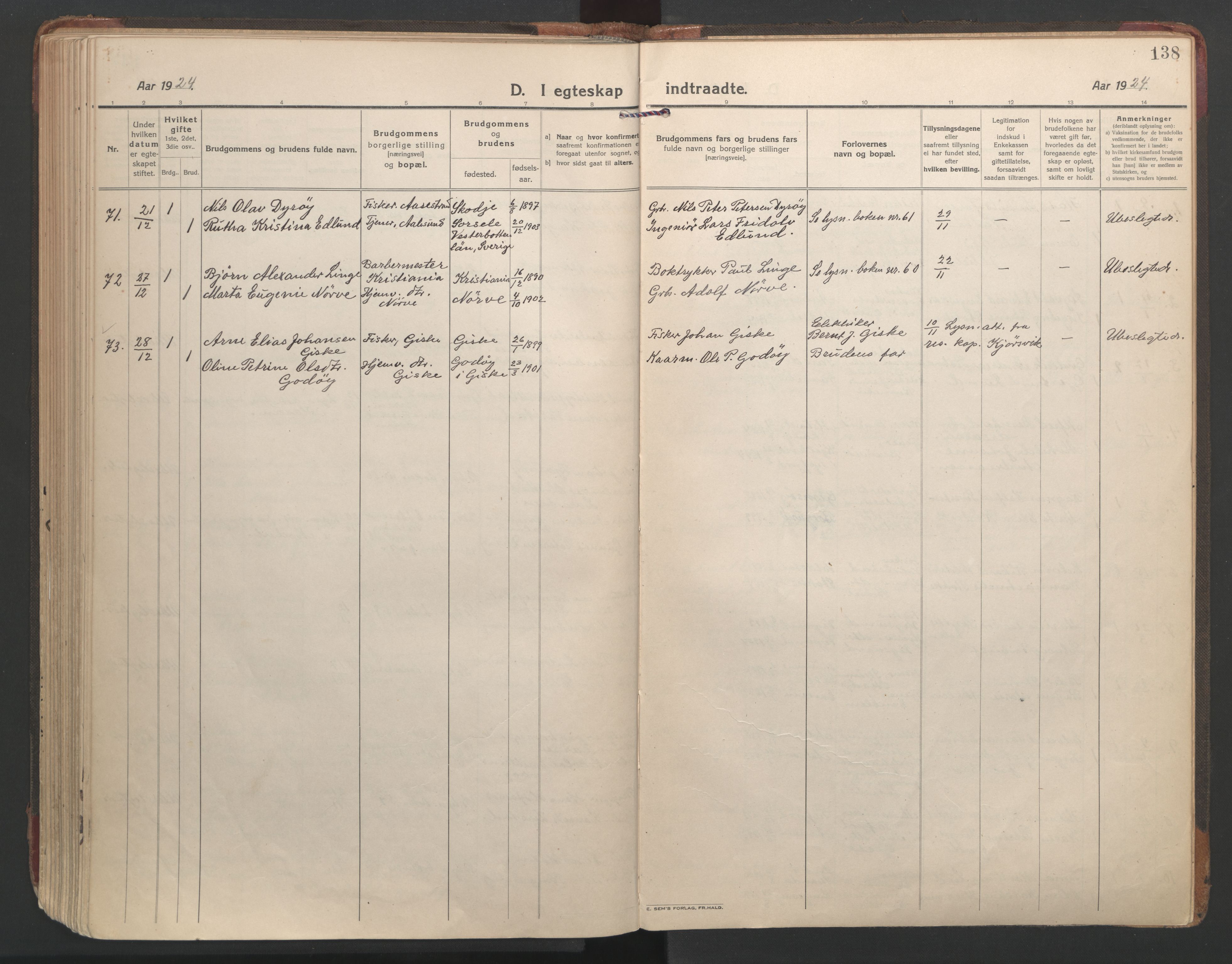 Ministerialprotokoller, klokkerbøker og fødselsregistre - Møre og Romsdal, SAT/A-1454/528/L0412: Parish register (official) no. 528A21, 1920-1926, p. 138