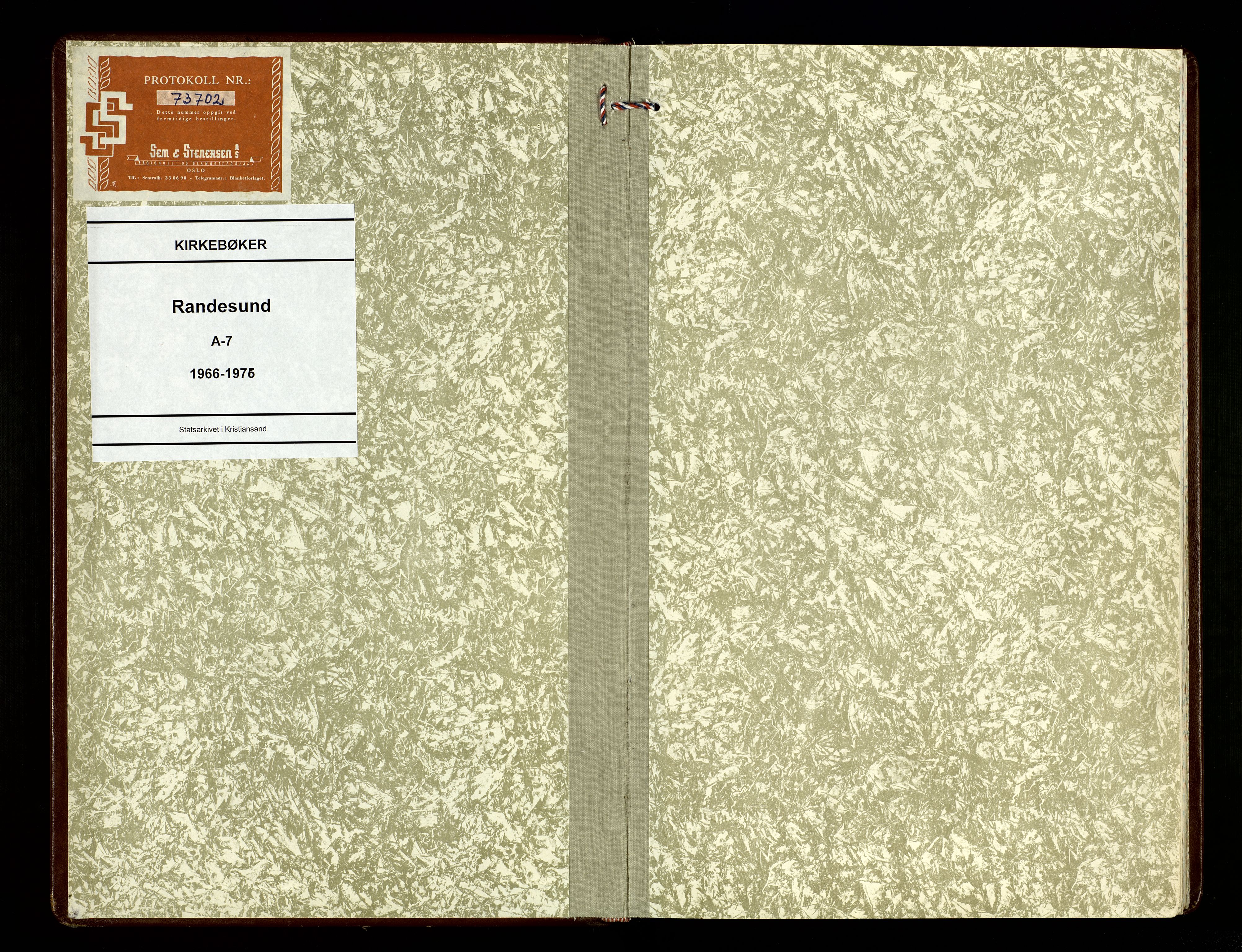 Oddernes sokneprestkontor, AV/SAK-1111-0033/F/Fa/Fab/L0007: Parish register (official) no. A 7, 1966-1976