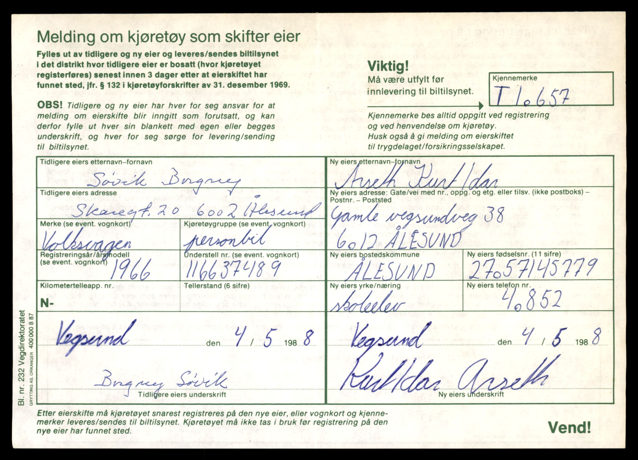 Møre og Romsdal vegkontor - Ålesund trafikkstasjon, AV/SAT-A-4099/F/Fe/L0022: Registreringskort for kjøretøy T 10584 - T 10694, 1927-1998, p. 2105