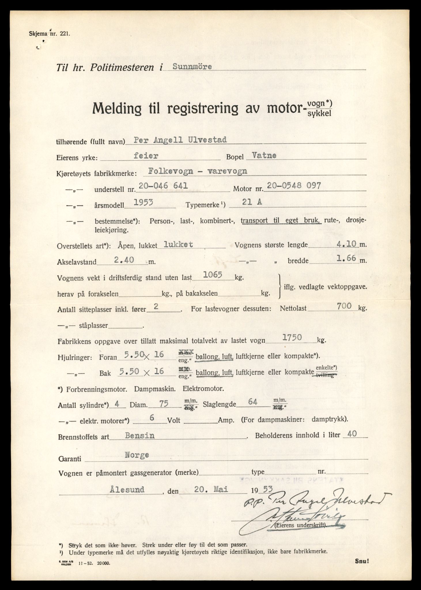 Møre og Romsdal vegkontor - Ålesund trafikkstasjon, AV/SAT-A-4099/F/Fe/L0034: Registreringskort for kjøretøy T 12500 - T 12652, 1927-1998, p. 1486
