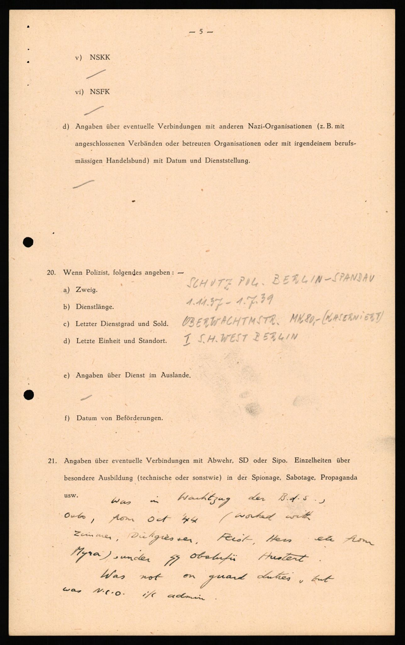 Forsvaret, Forsvarets overkommando II, AV/RA-RAFA-3915/D/Db/L0034: CI Questionaires. Tyske okkupasjonsstyrker i Norge. Tyskere., 1945-1946, p. 6