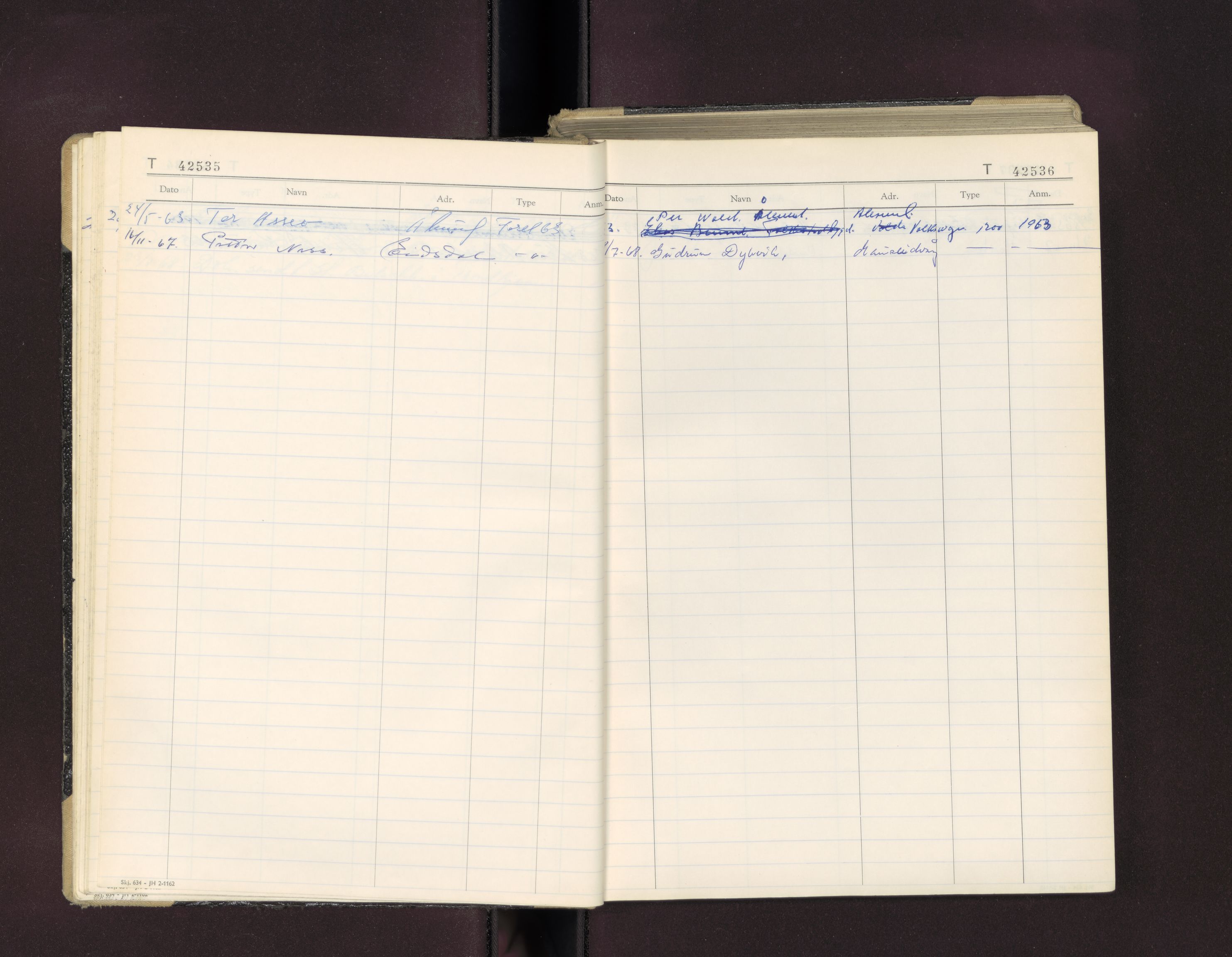 Møre og Romsdal vegkontor - Ålesund trafikkstasjon, AV/SAT-A-4099/F/Fc/L0038: Bilregister; T 42500 - T 42999, 1960-1970