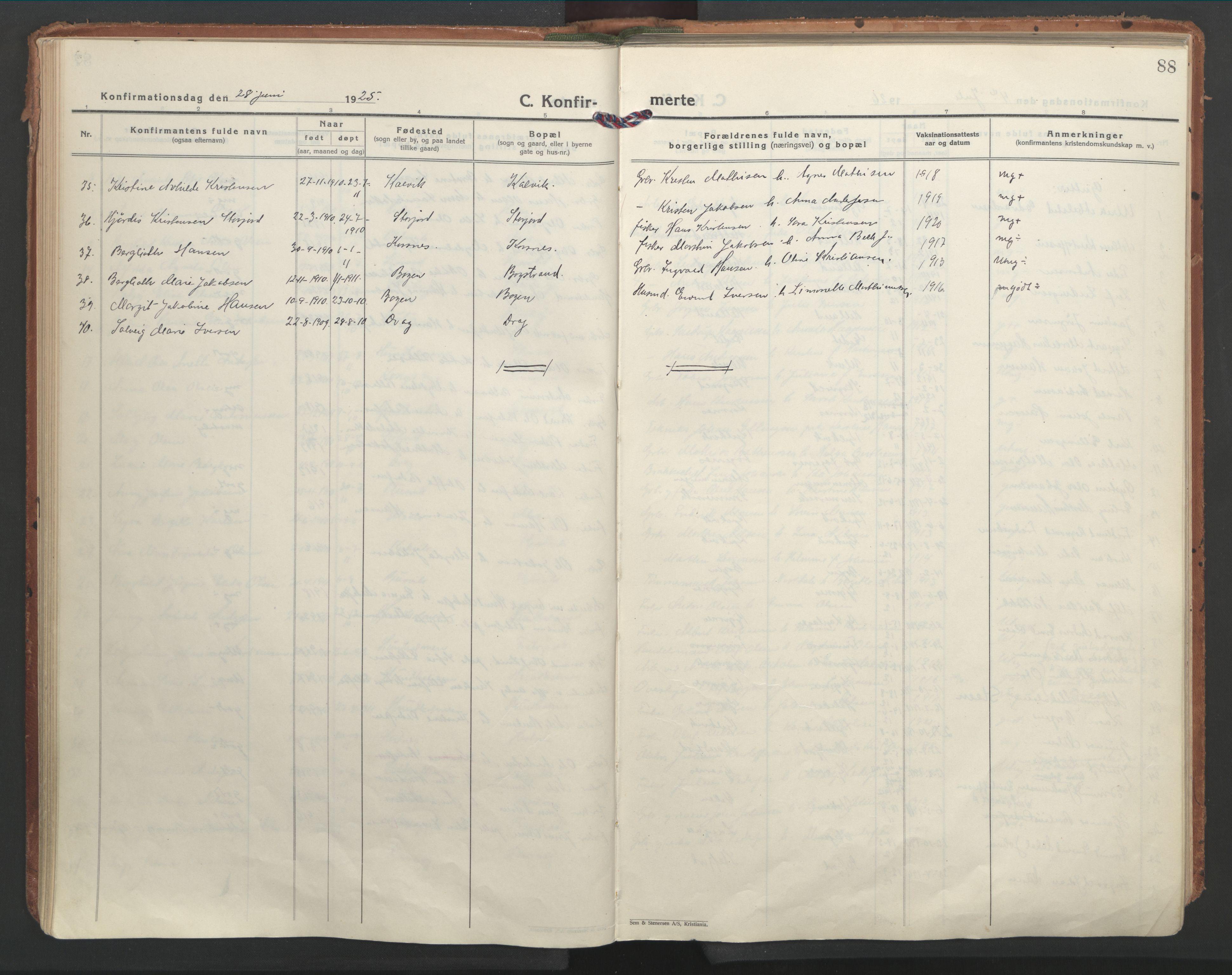 Ministerialprotokoller, klokkerbøker og fødselsregistre - Nordland, SAT/A-1459/861/L0873: Parish register (official) no. 861A08, 1923-1932, p. 88
