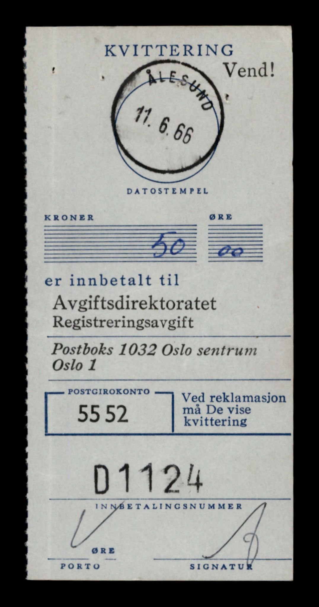 Møre og Romsdal vegkontor - Ålesund trafikkstasjon, AV/SAT-A-4099/F/Fe/L0040: Registreringskort for kjøretøy T 13531 - T 13709, 1927-1998, p. 2267