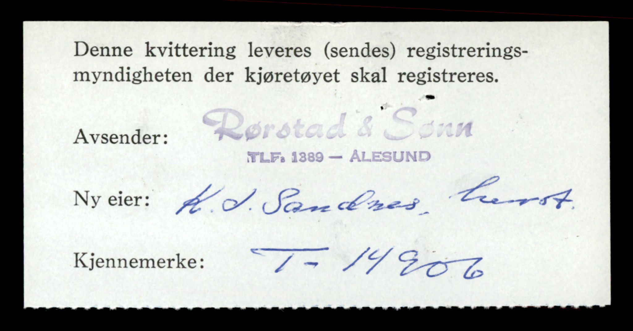 Møre og Romsdal vegkontor - Ålesund trafikkstasjon, AV/SAT-A-4099/F/Fe/L0049: Registreringskort for kjøretøy T 14864 - T 18613, 1927-1998, p. 996