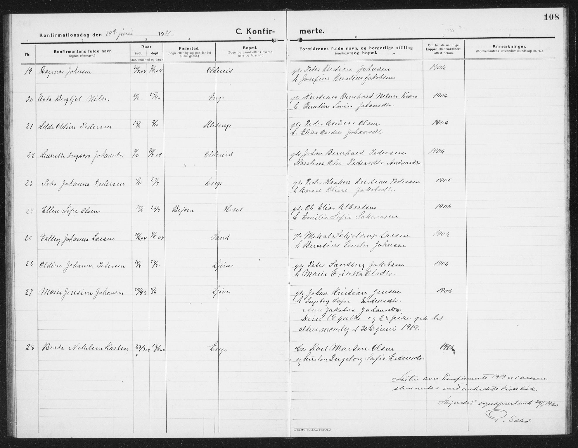 Ministerialprotokoller, klokkerbøker og fødselsregistre - Nordland, AV/SAT-A-1459/852/L0757: Parish register (copy) no. 852C08, 1916-1934, p. 108