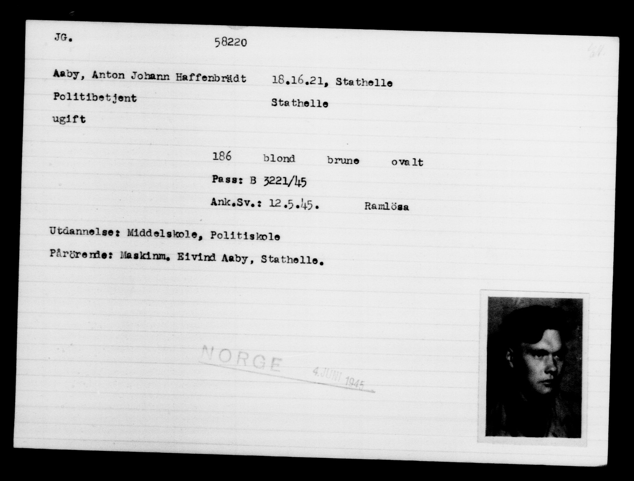 Utenriksstasjonene, Legasjonen i Stockholm, Flyktningkontoret, AV/RA-S-6753/V/Va/L0020: Kjesäterkartoteket, flyktninger med registreringsnr. 55000-58245, 1940-1945, p. 3215