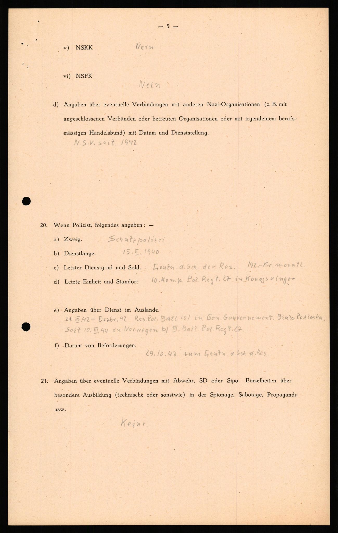 Forsvaret, Forsvarets overkommando II, RA/RAFA-3915/D/Db/L0022: CI Questionaires. Tyske okkupasjonsstyrker i Norge. Tyskere., 1945-1946, p. 120