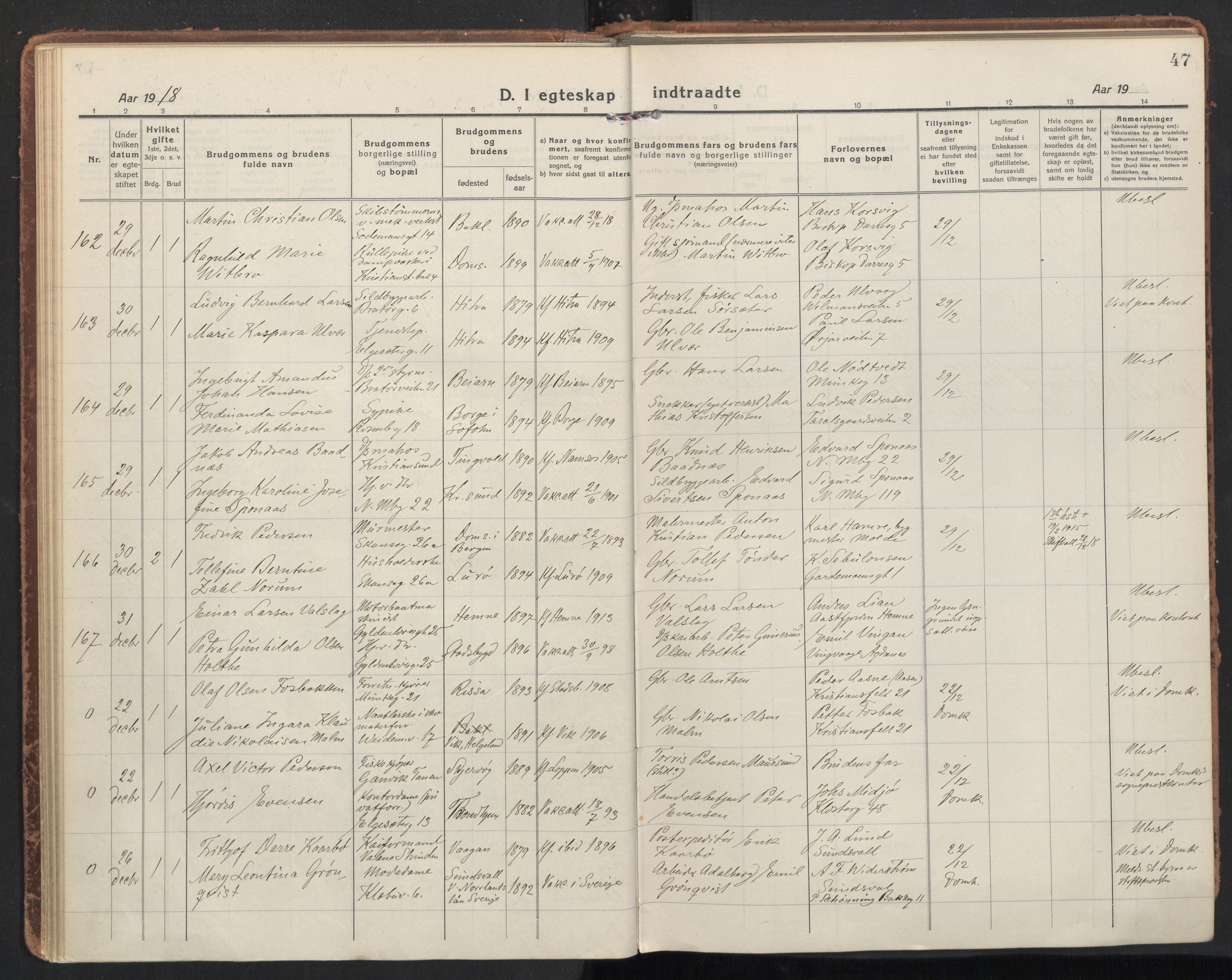 Ministerialprotokoller, klokkerbøker og fødselsregistre - Sør-Trøndelag, AV/SAT-A-1456/604/L0206: Parish register (official) no. 604A26, 1917-1931, p. 47