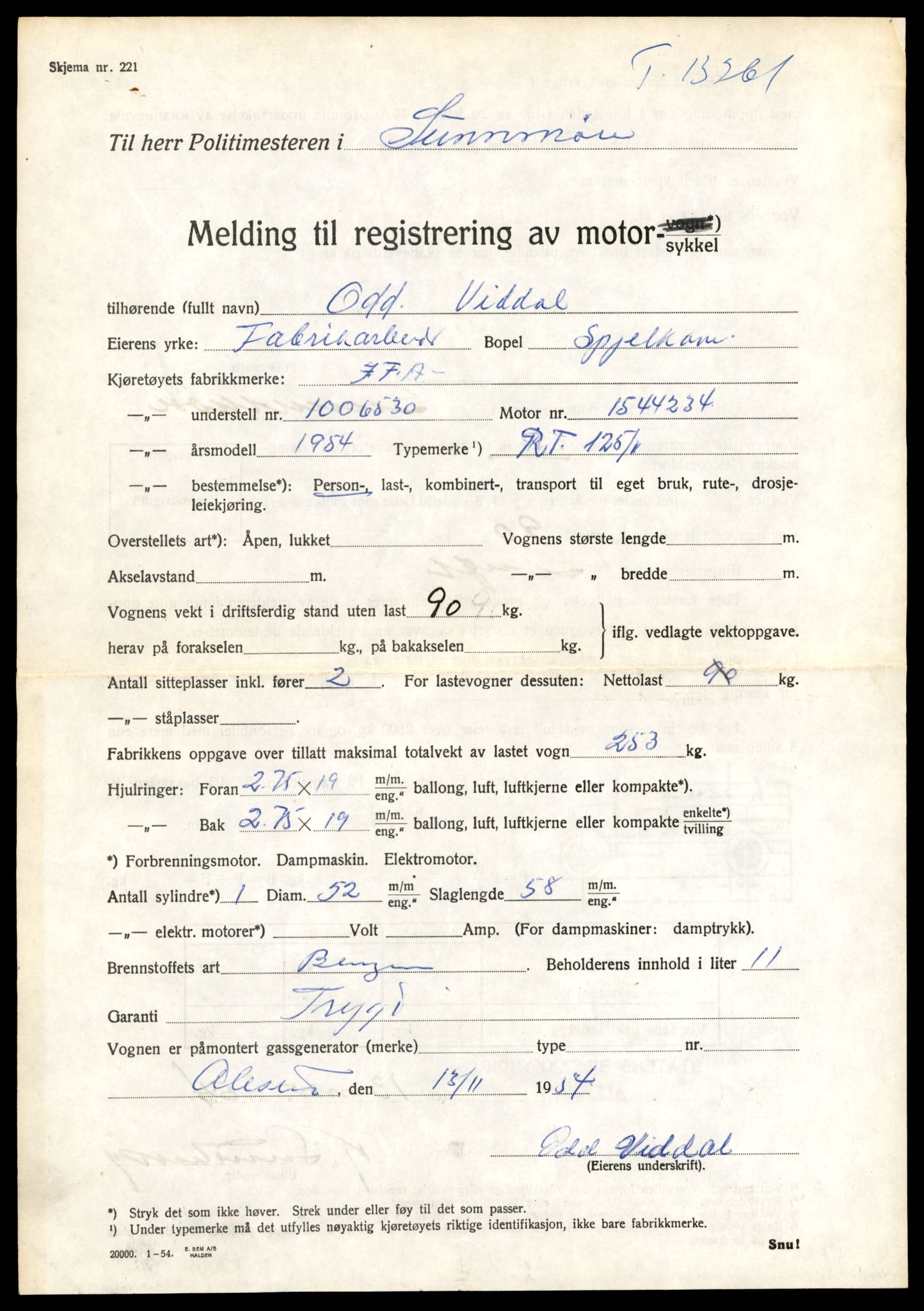Møre og Romsdal vegkontor - Ålesund trafikkstasjon, AV/SAT-A-4099/F/Fe/L0038: Registreringskort for kjøretøy T 13180 - T 13360, 1927-1998, p. 1377