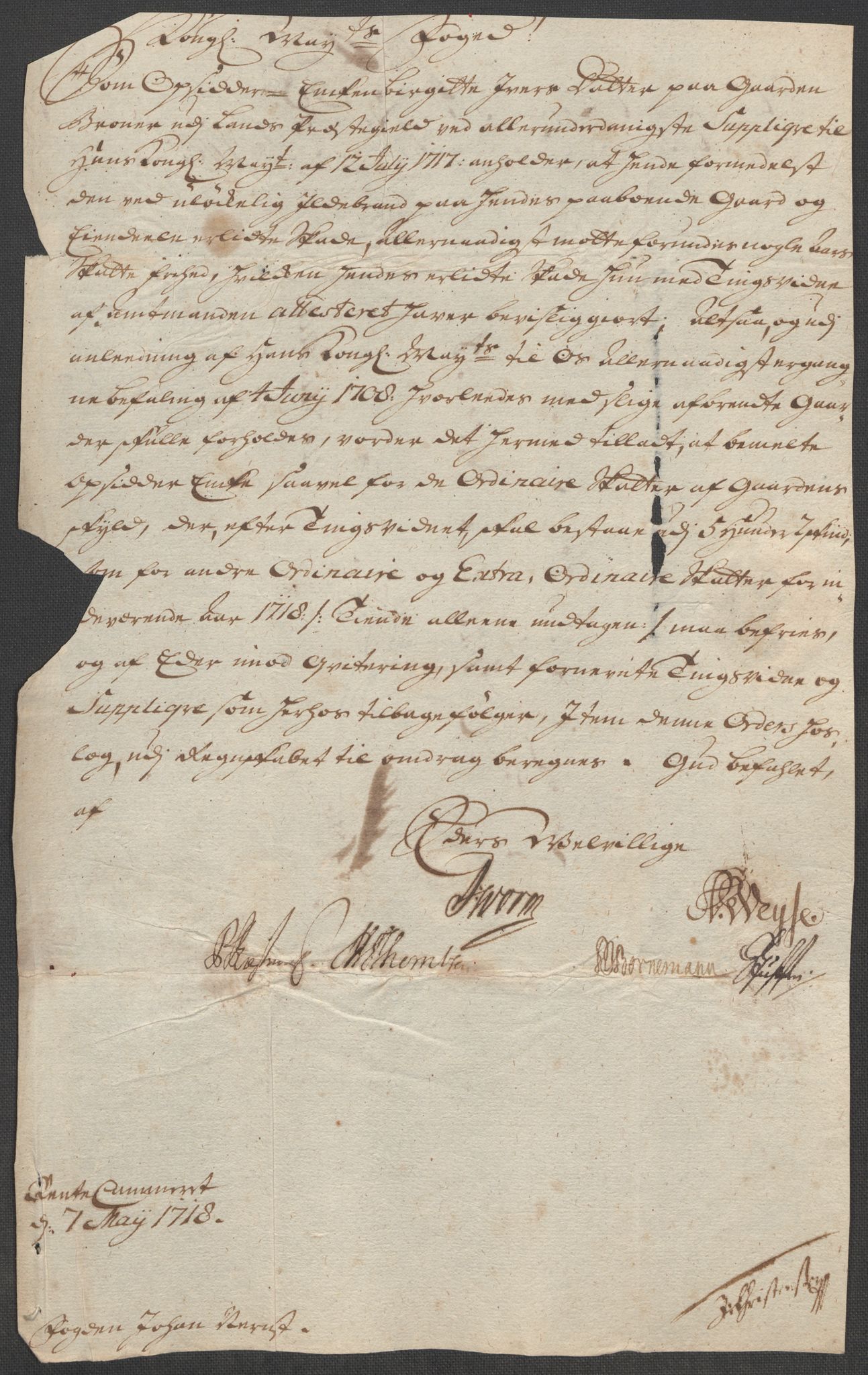 Rentekammeret inntil 1814, Reviderte regnskaper, Fogderegnskap, RA/EA-4092/R18/L1320: Fogderegnskap Hadeland, Toten og Valdres, 1718, p. 215