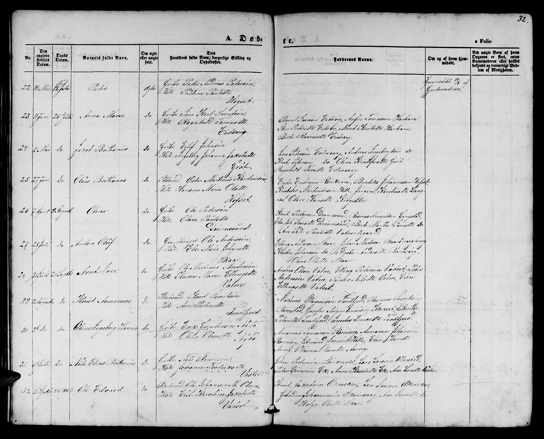 Ministerialprotokoller, klokkerbøker og fødselsregistre - Møre og Romsdal, AV/SAT-A-1454/525/L0375: Parish register (copy) no. 525C01, 1865-1879, p. 32