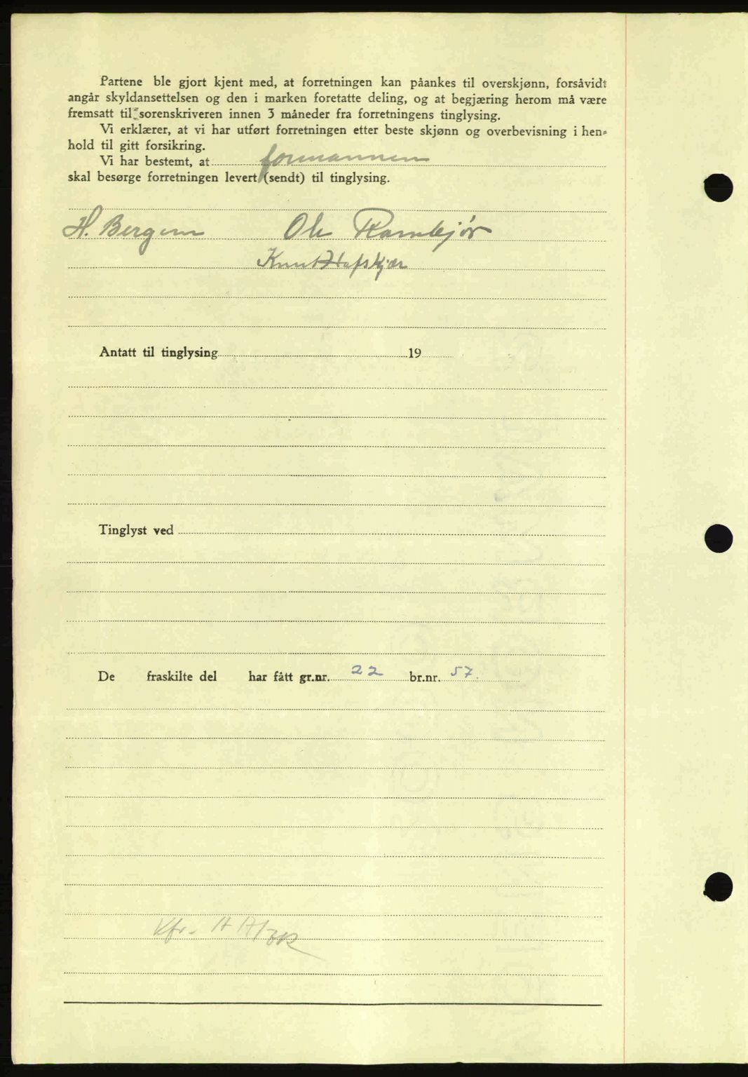 Nordmøre sorenskriveri, AV/SAT-A-4132/1/2/2Ca: Mortgage book no. A100a, 1945-1945, Diary no: : 1524/1945