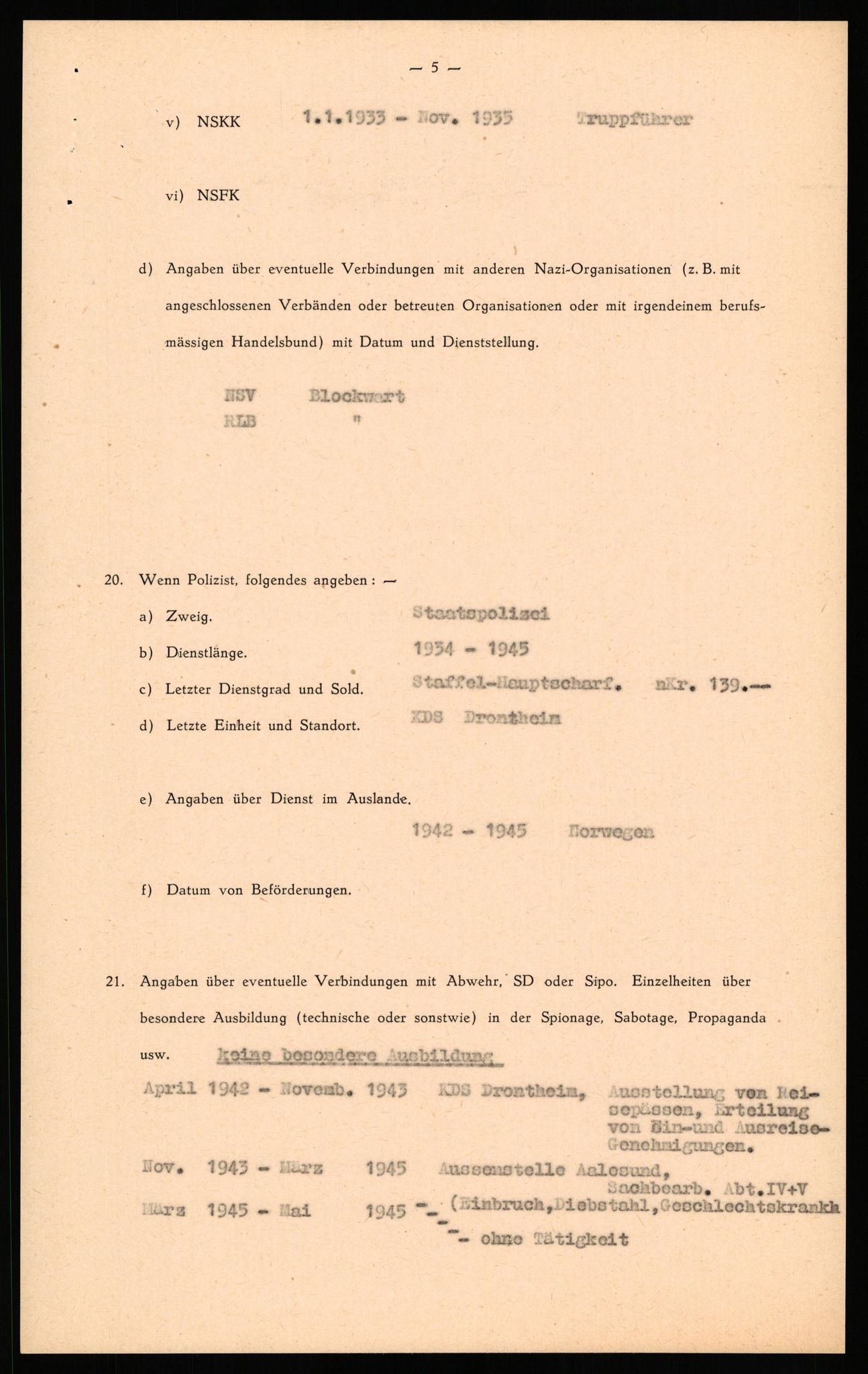 Forsvaret, Forsvarets overkommando II, AV/RA-RAFA-3915/D/Db/L0037: CI Questionaires. Tyske okkupasjonsstyrker i Norge. Tyskere., 1945-1946, p. 374