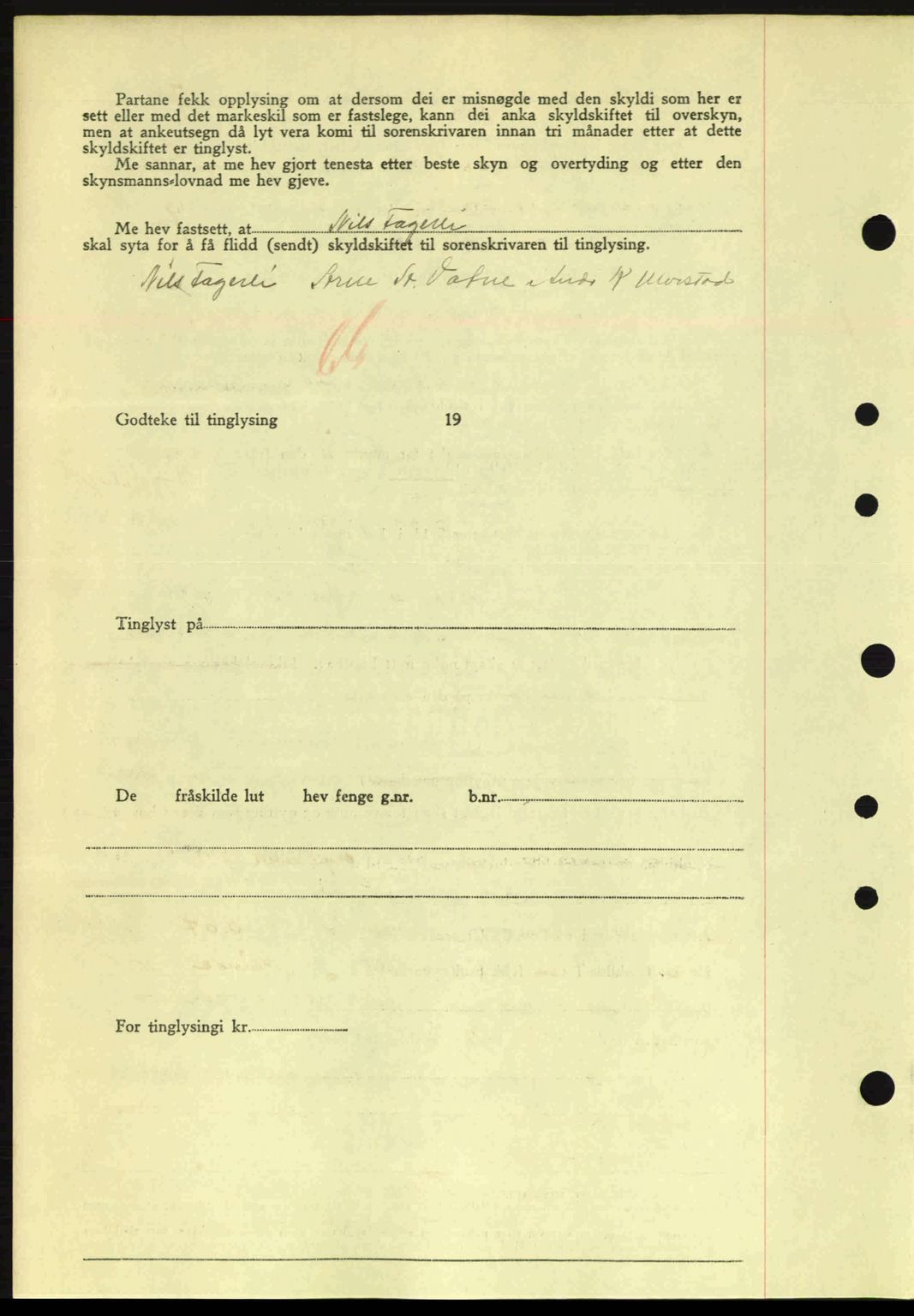 Nordre Sunnmøre sorenskriveri, AV/SAT-A-0006/1/2/2C/2Ca: Mortgage book no. A15, 1942-1943, Diary no: : 556/1943