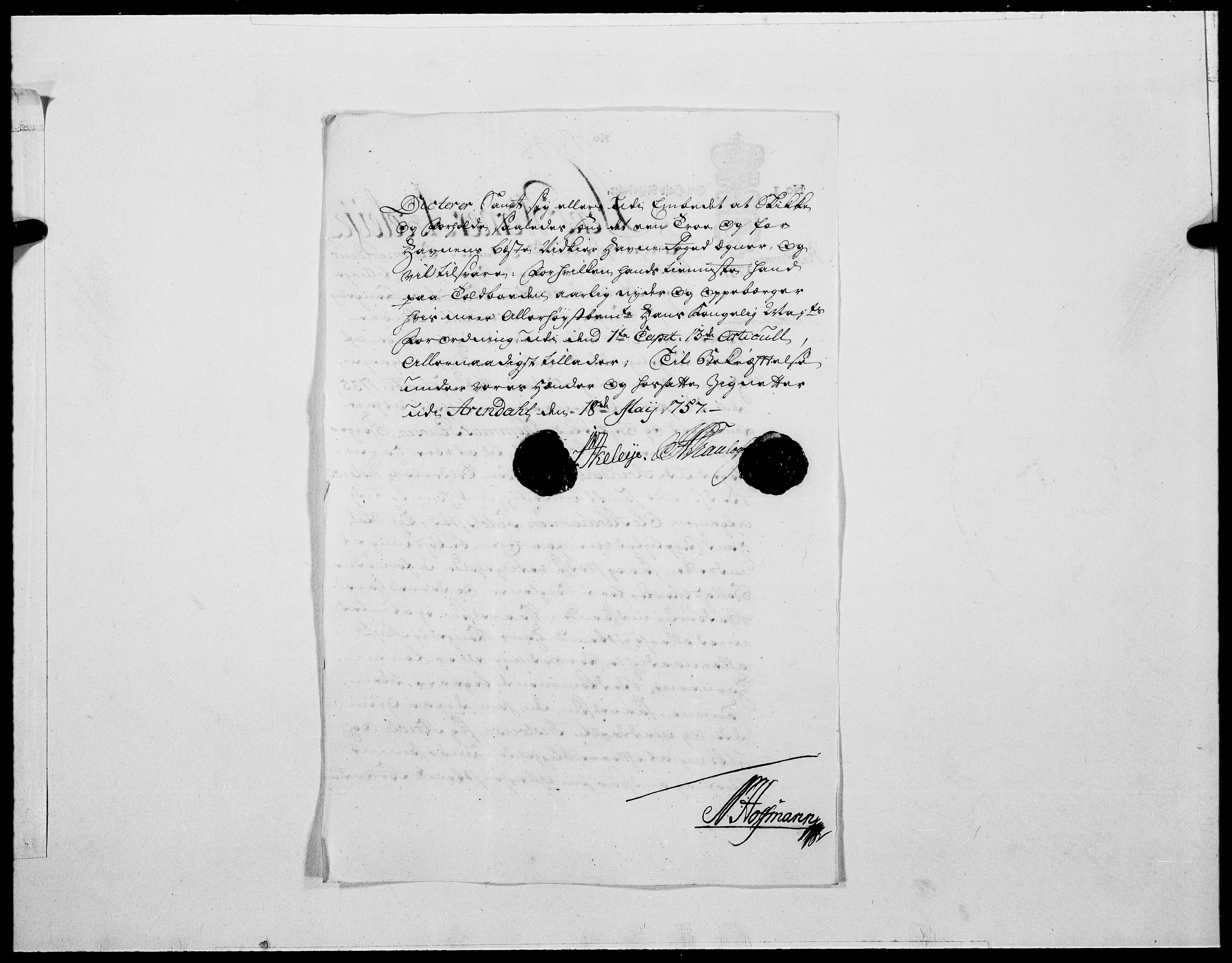 Danske Kanselli 1572-1799, AV/RA-EA-3023/F/Fc/Fcc/Fcca/L0175: Norske innlegg 1572-1799, 1758, p. 43