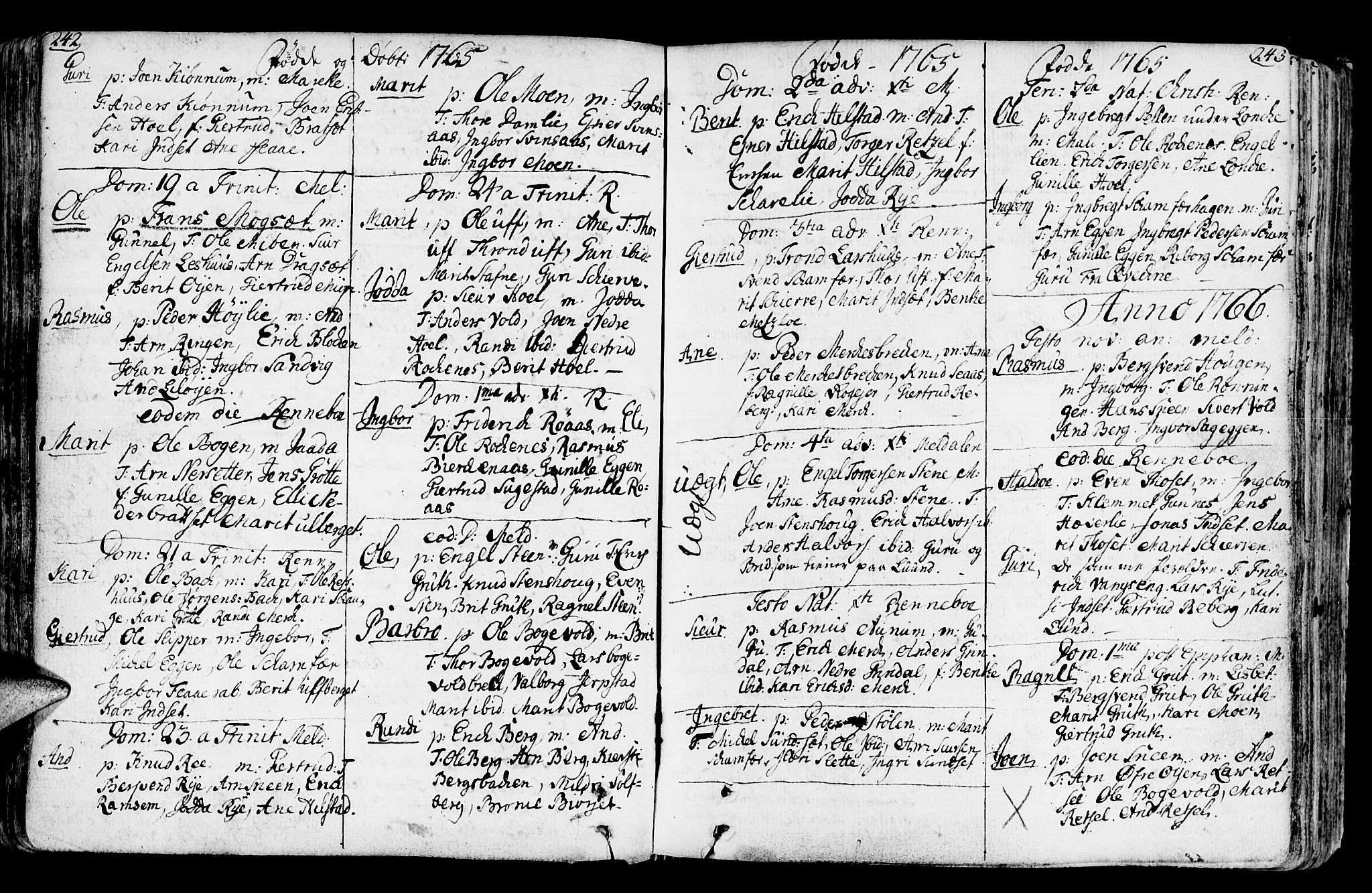 Ministerialprotokoller, klokkerbøker og fødselsregistre - Sør-Trøndelag, SAT/A-1456/672/L0851: Parish register (official) no. 672A04, 1751-1775, p. 242-243